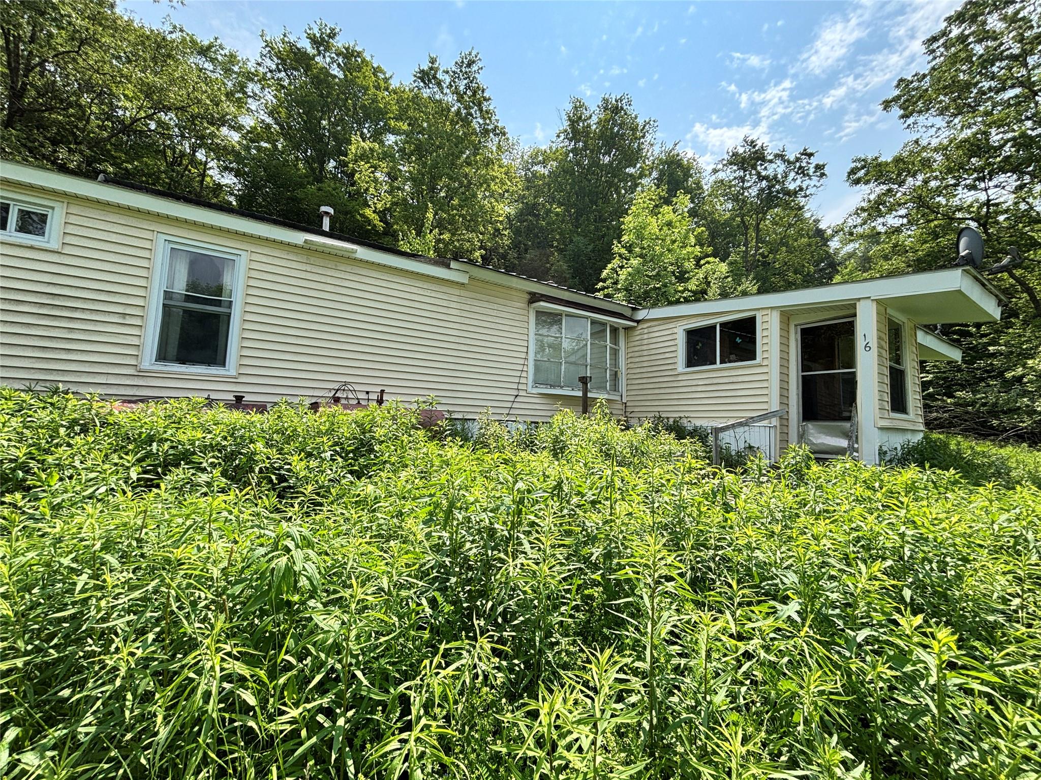 16 Indian Summer Road, Deposit, NY 13754