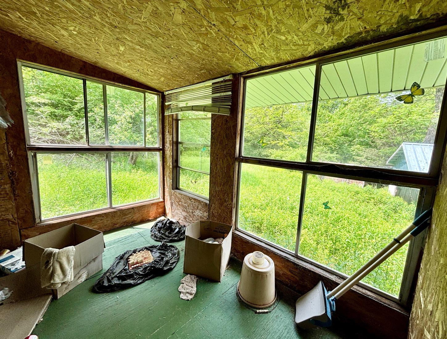 16 Indian Summer Road, Deposit, NY 13754