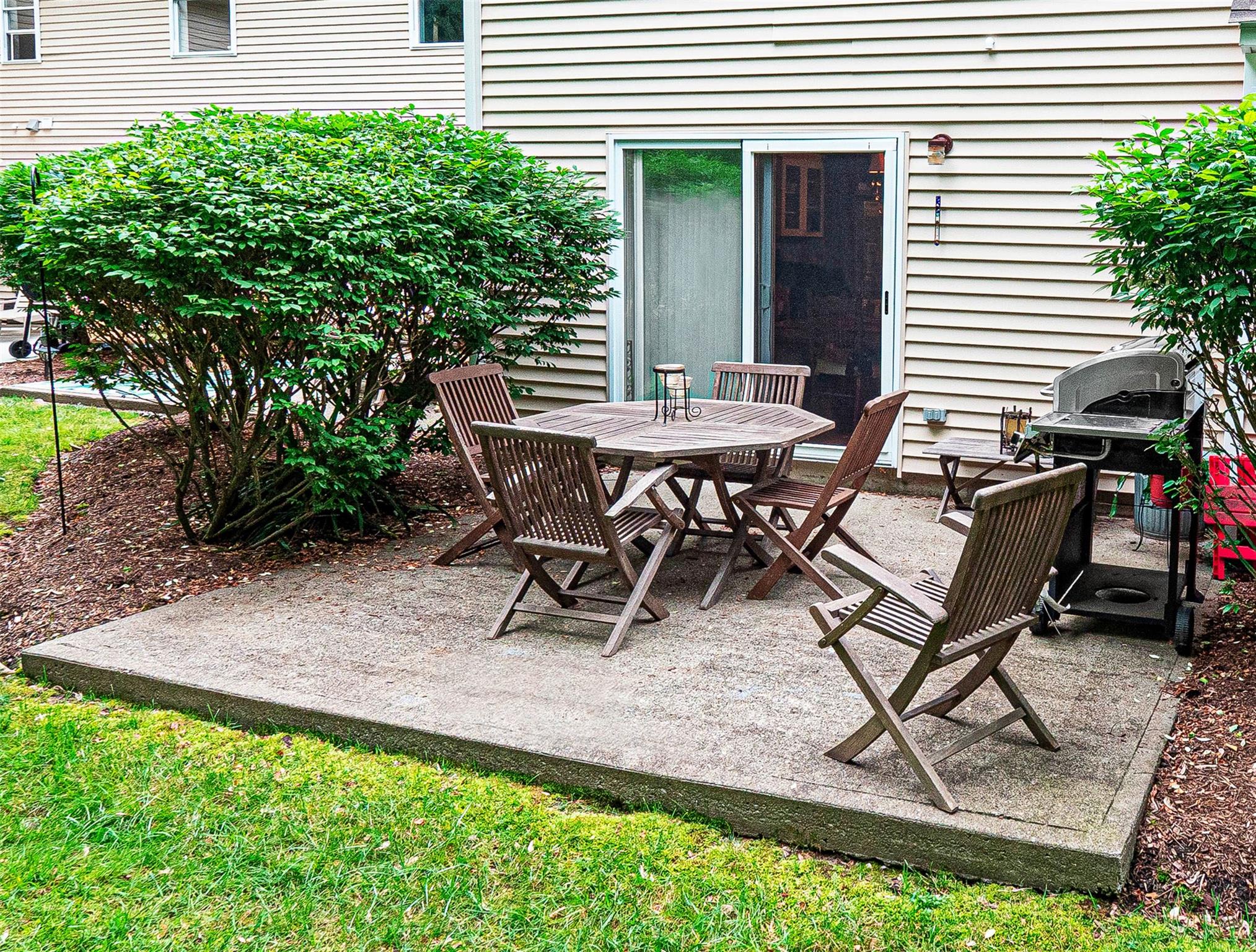 16 Village Cove, Warwick, NY 10990