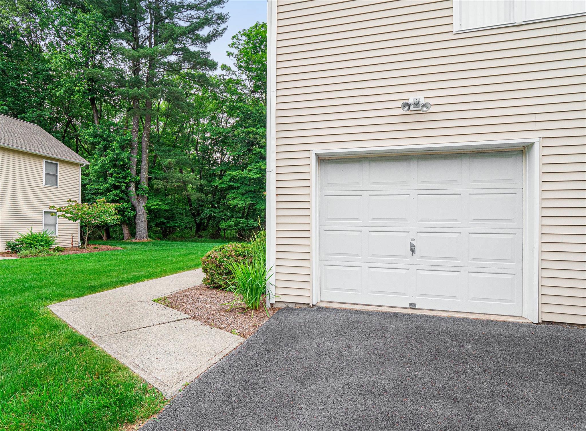 16 Village Cove, Warwick, NY 10990