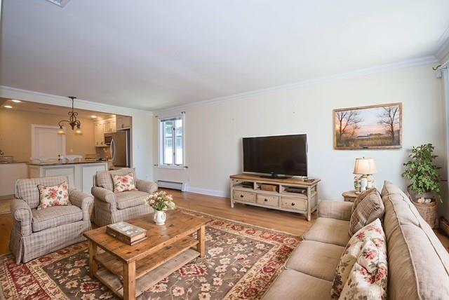 134 W Hampton Road, Lindenhurst, NY 11757