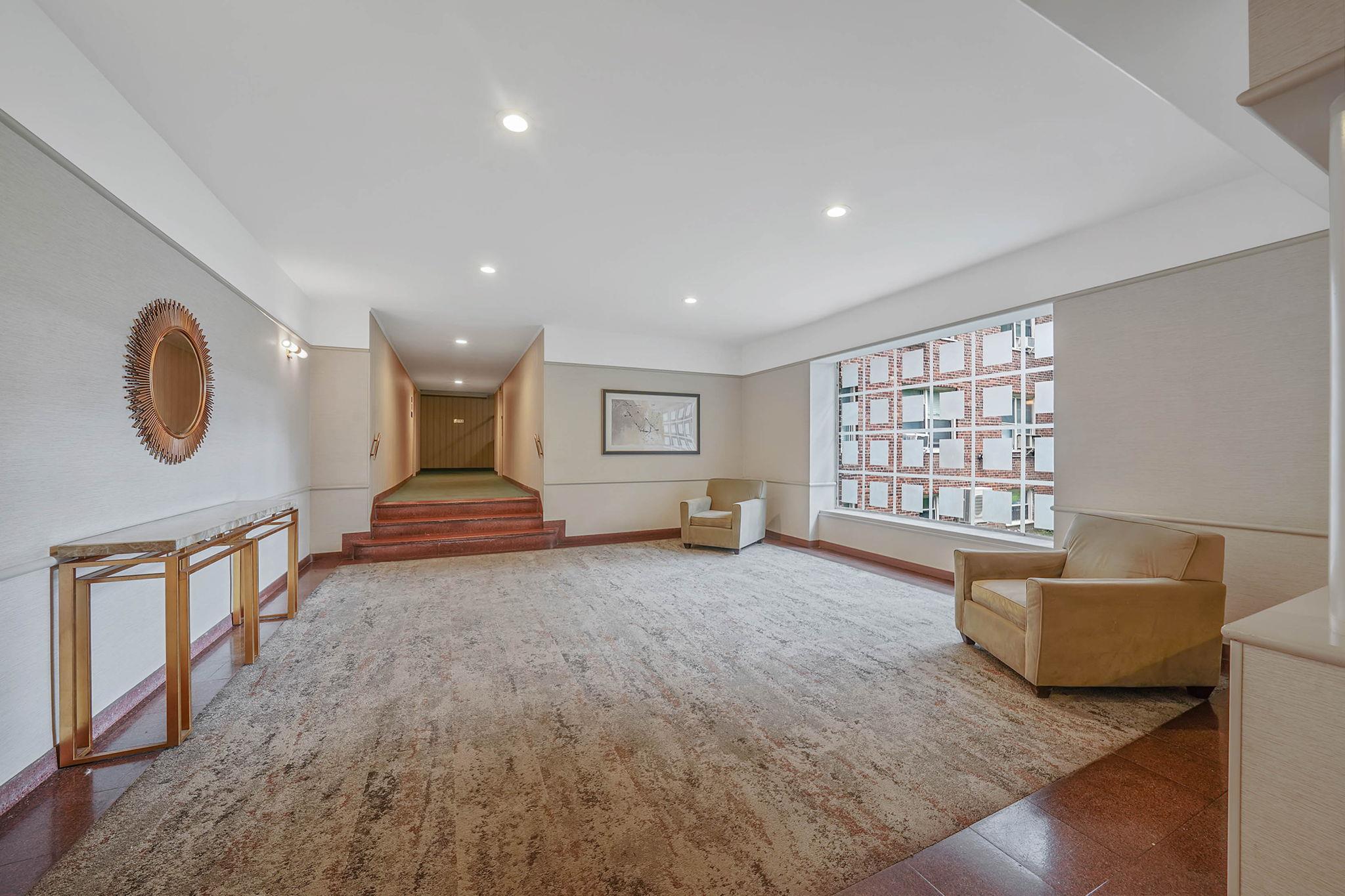 67-66 108th Street # D3, Forest Hills, NY 11375