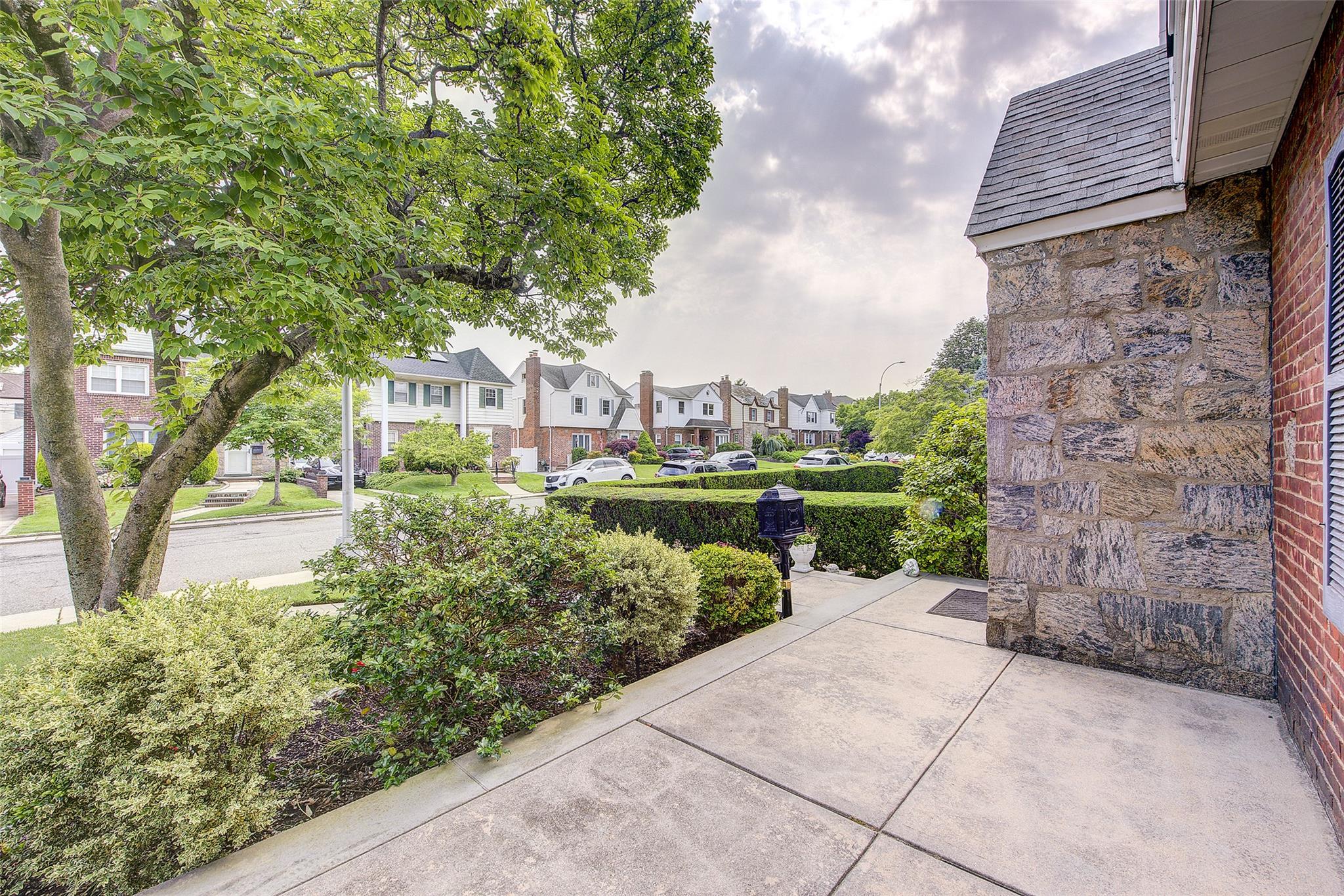 163 15th Drive, Whitestone, NY 11357