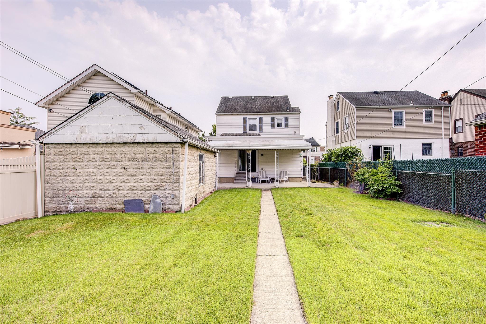 163 15th Drive, Whitestone, NY 11357