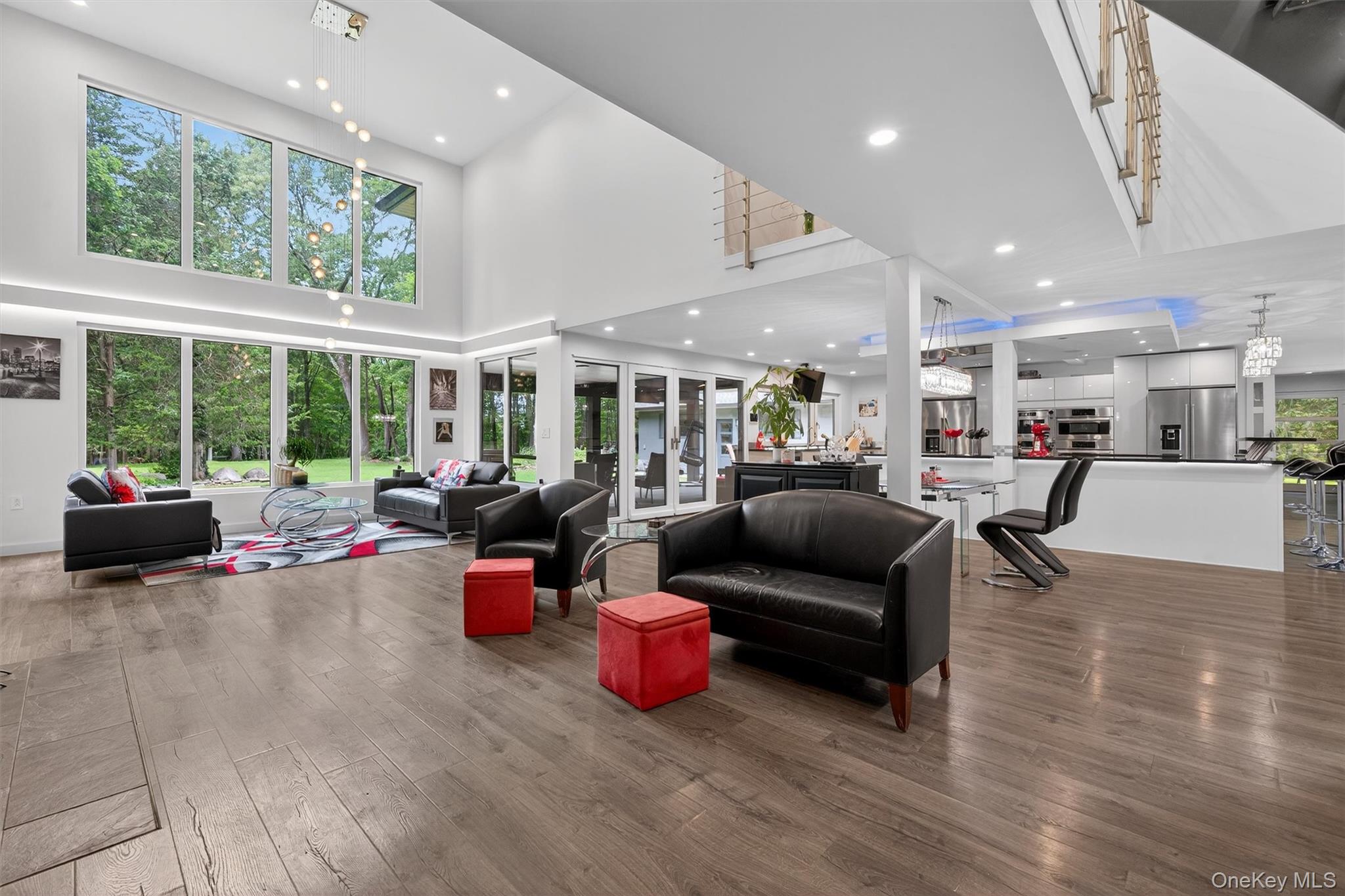 41 Sand Hill Lane, Florida, NY 10921