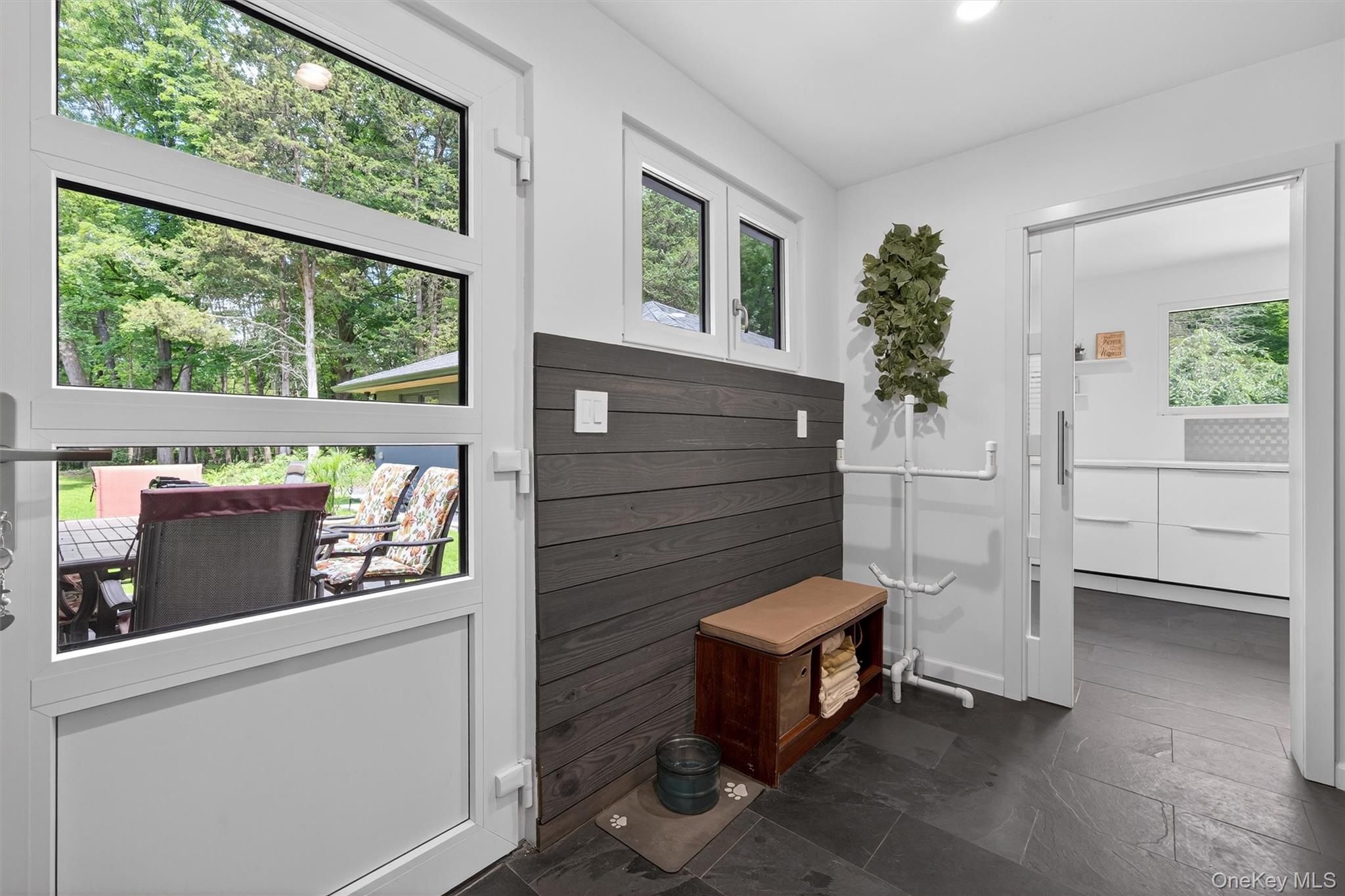 41 Sand Hill Lane, Florida, NY 10921