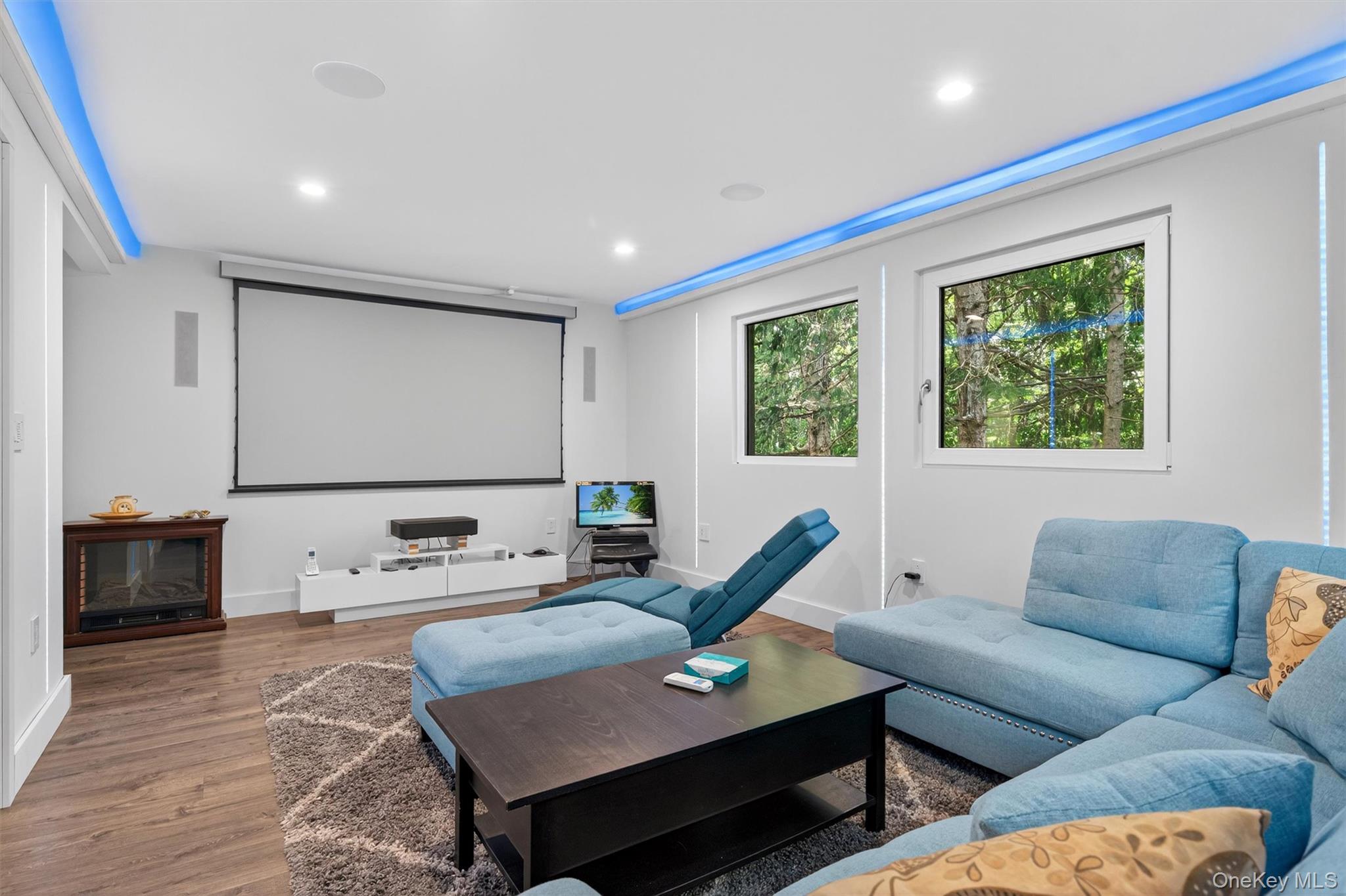 41 Sand Hill Lane, Florida, NY 10921