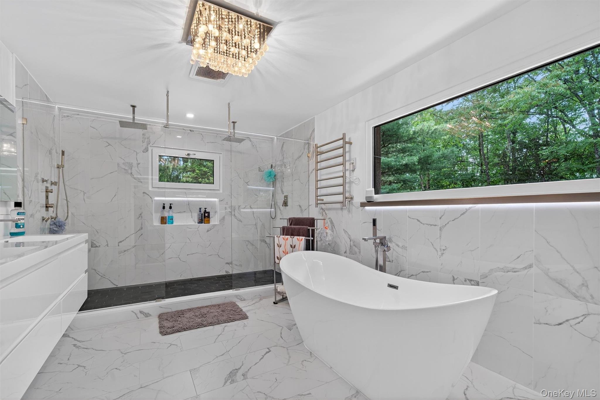 41 Sand Hill Lane, Florida, NY 10921