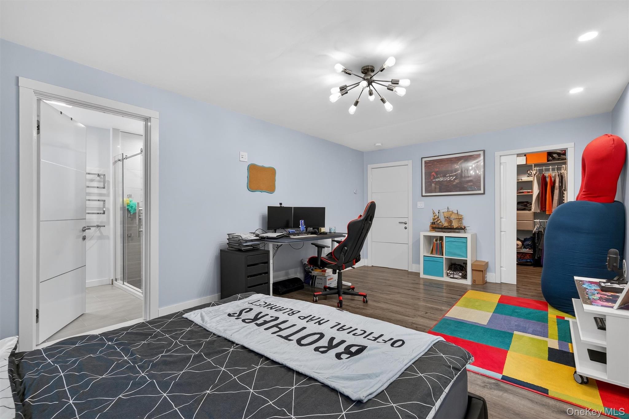 41 Sand Hill Lane, Florida, NY 10921