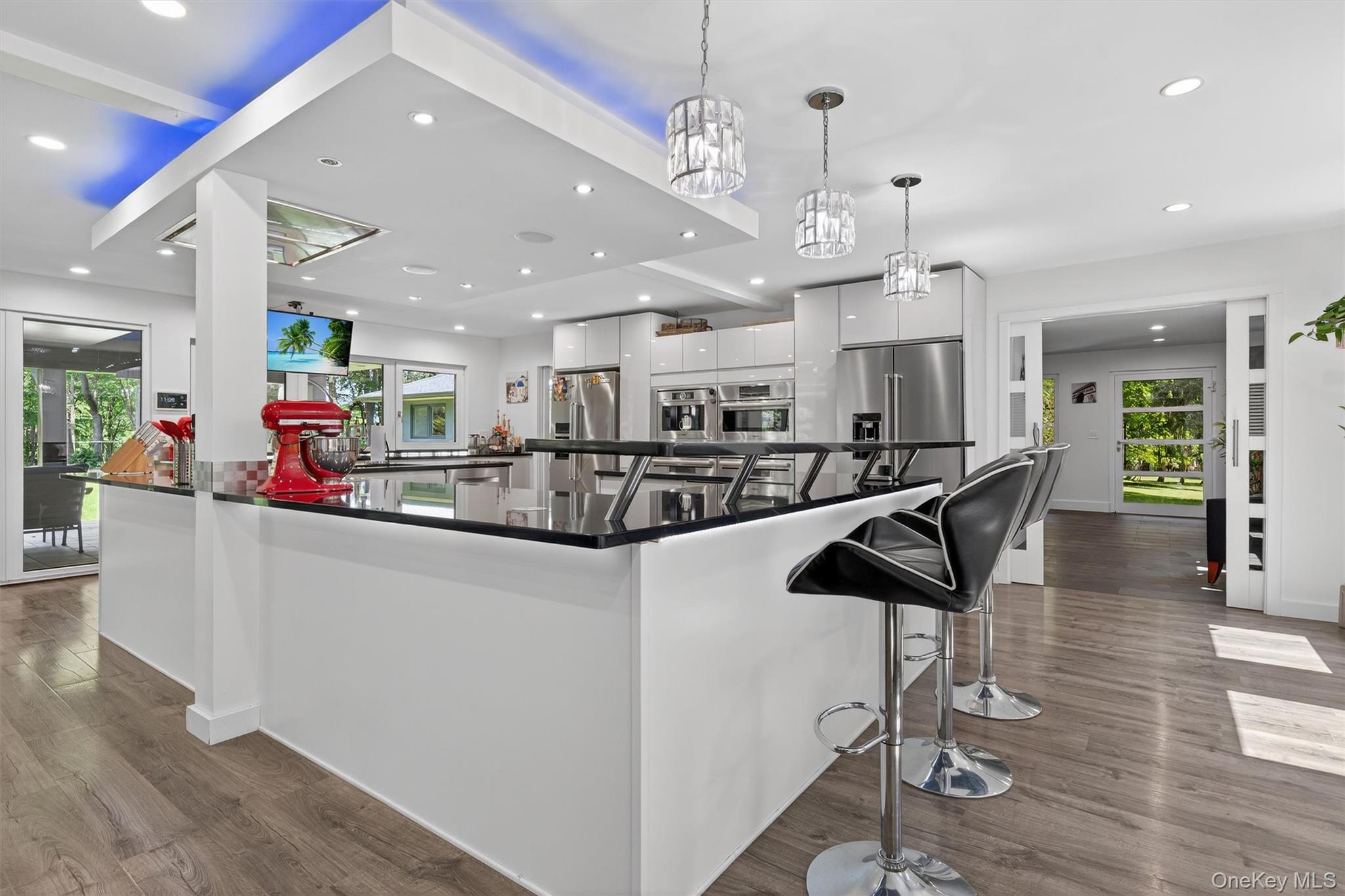 41 Sand Hill Lane, Florida, NY 10921