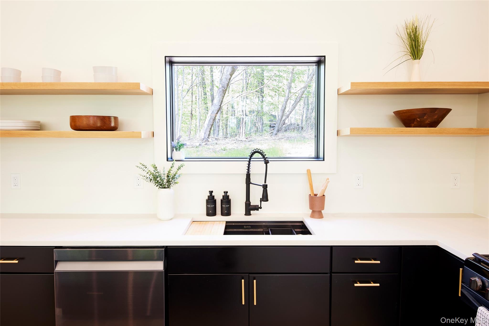 377 Hubert, Jeffersonville, NY 12768