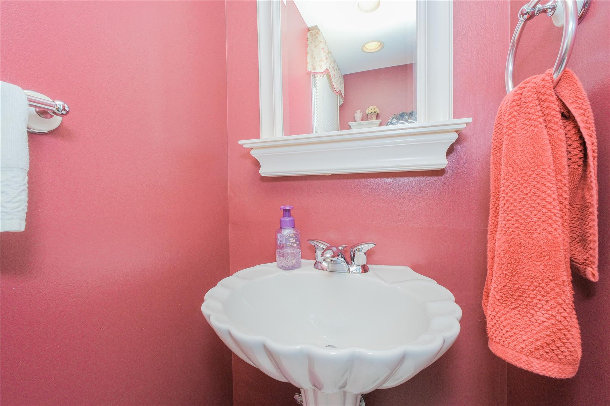 233 King Street, Staten Island, NY 10312