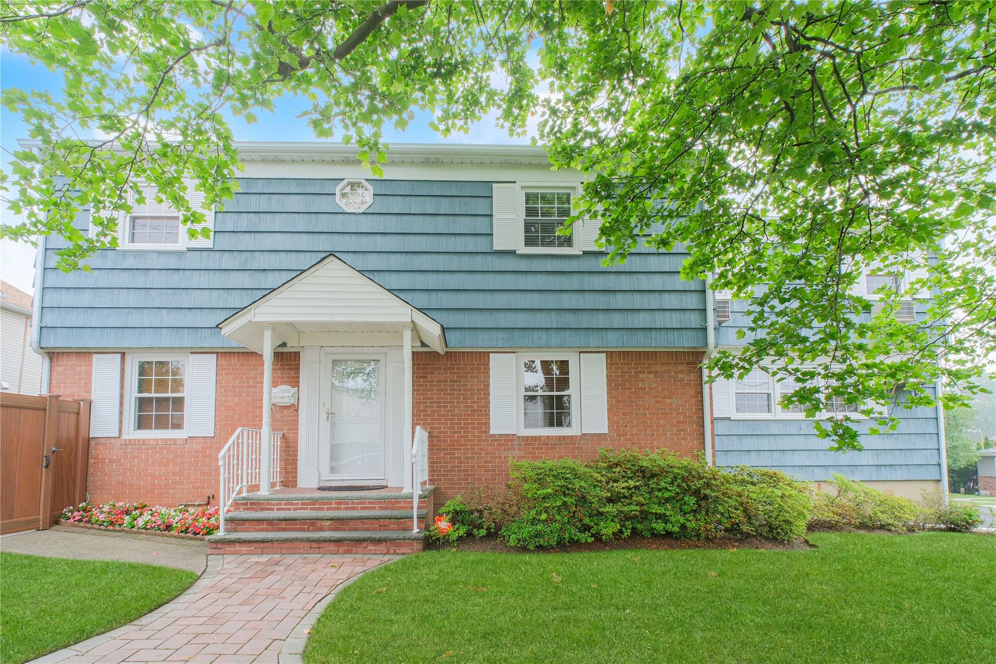 233 King Street, Staten Island, NY 10312