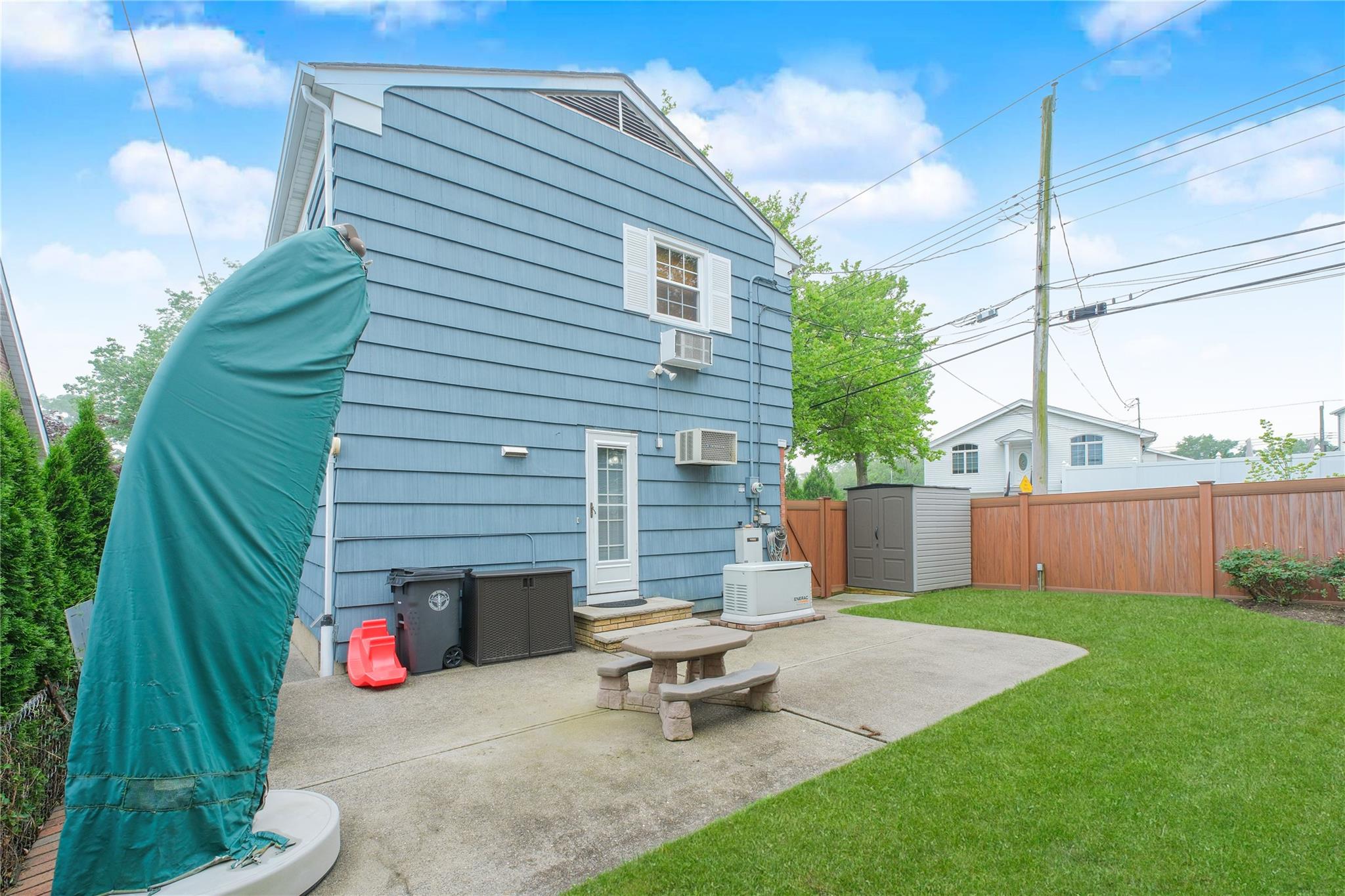 233 King Street, Staten Island, NY 10312