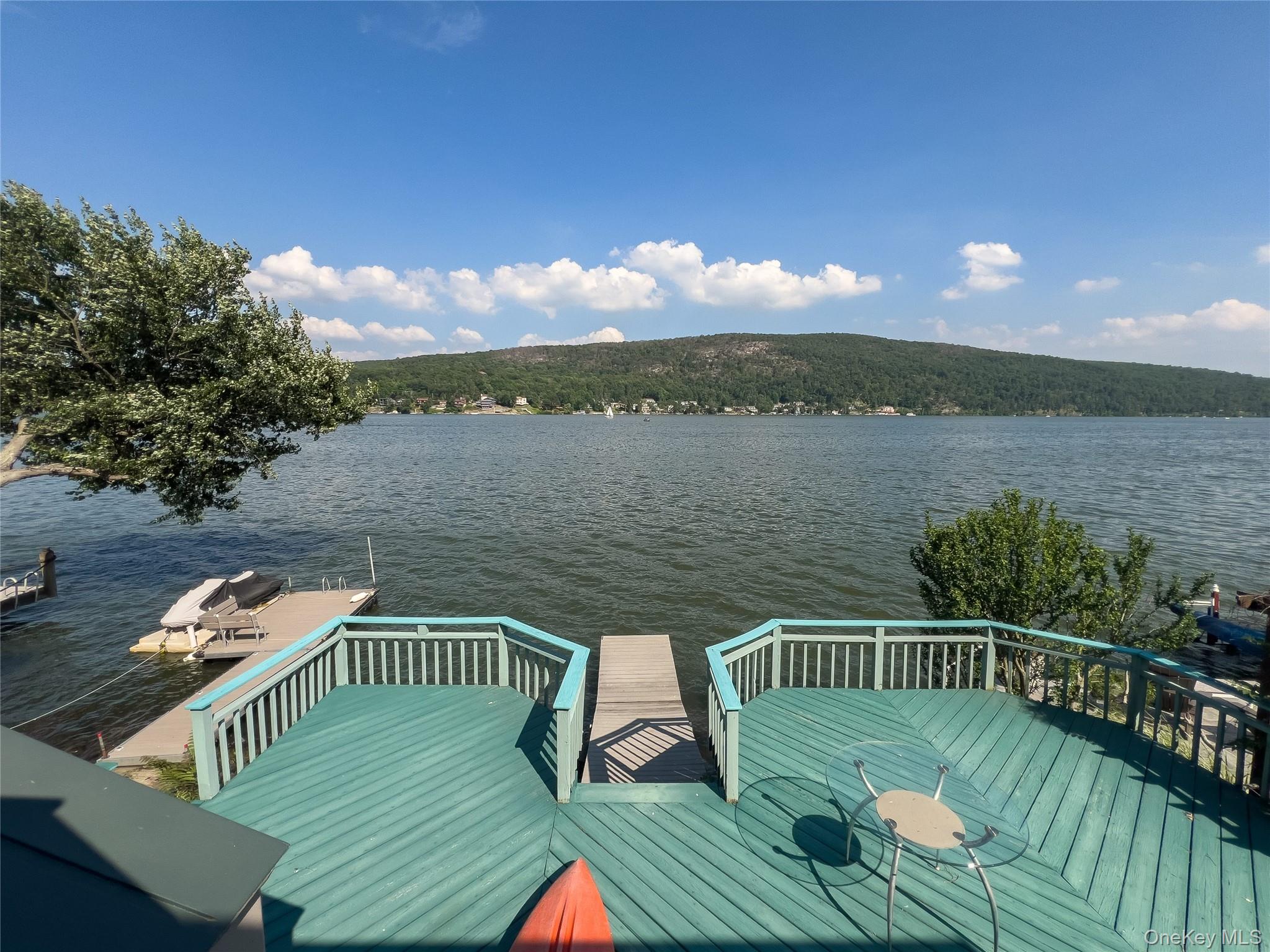 582 Jersey Avenue, Greenwood Lake, NY 10925