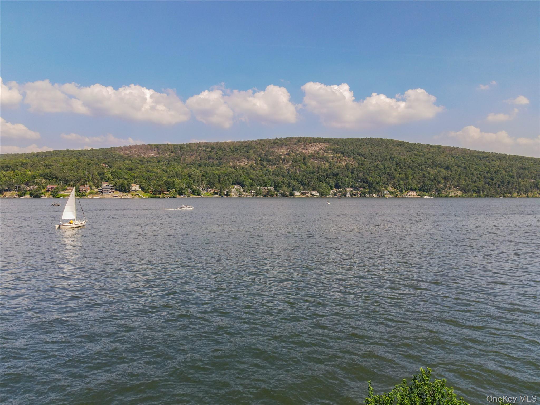 582 Jersey Avenue, Greenwood Lake, NY 10925