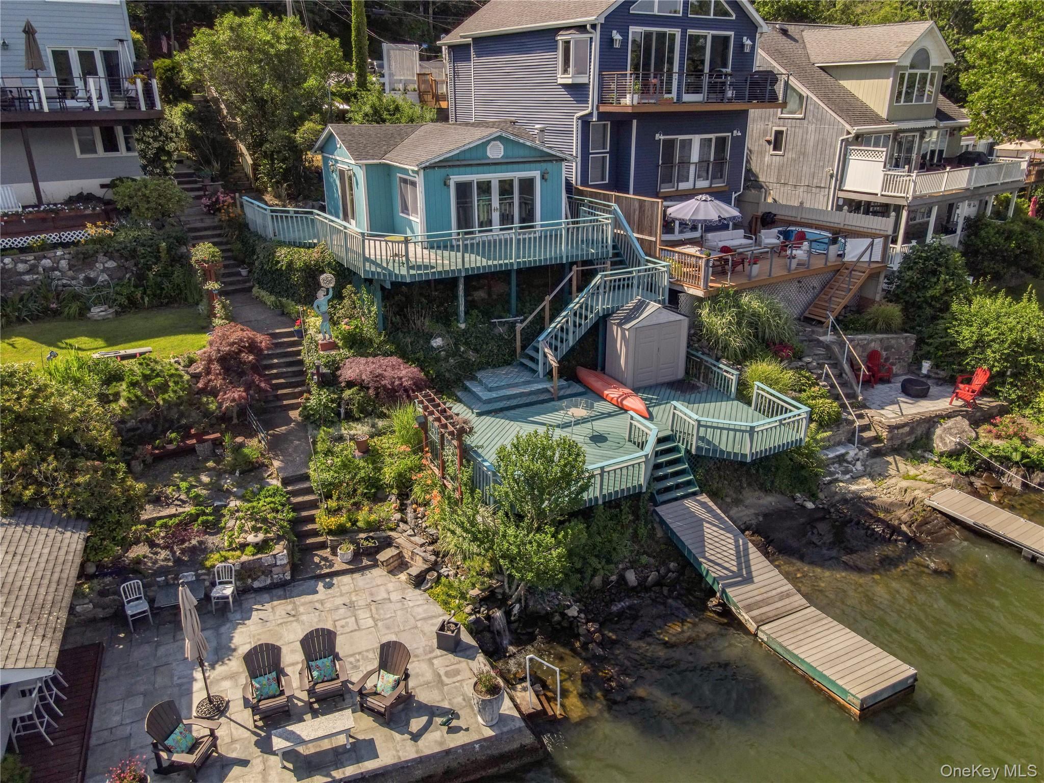 582 Jersey Avenue, Greenwood Lake, NY 10925