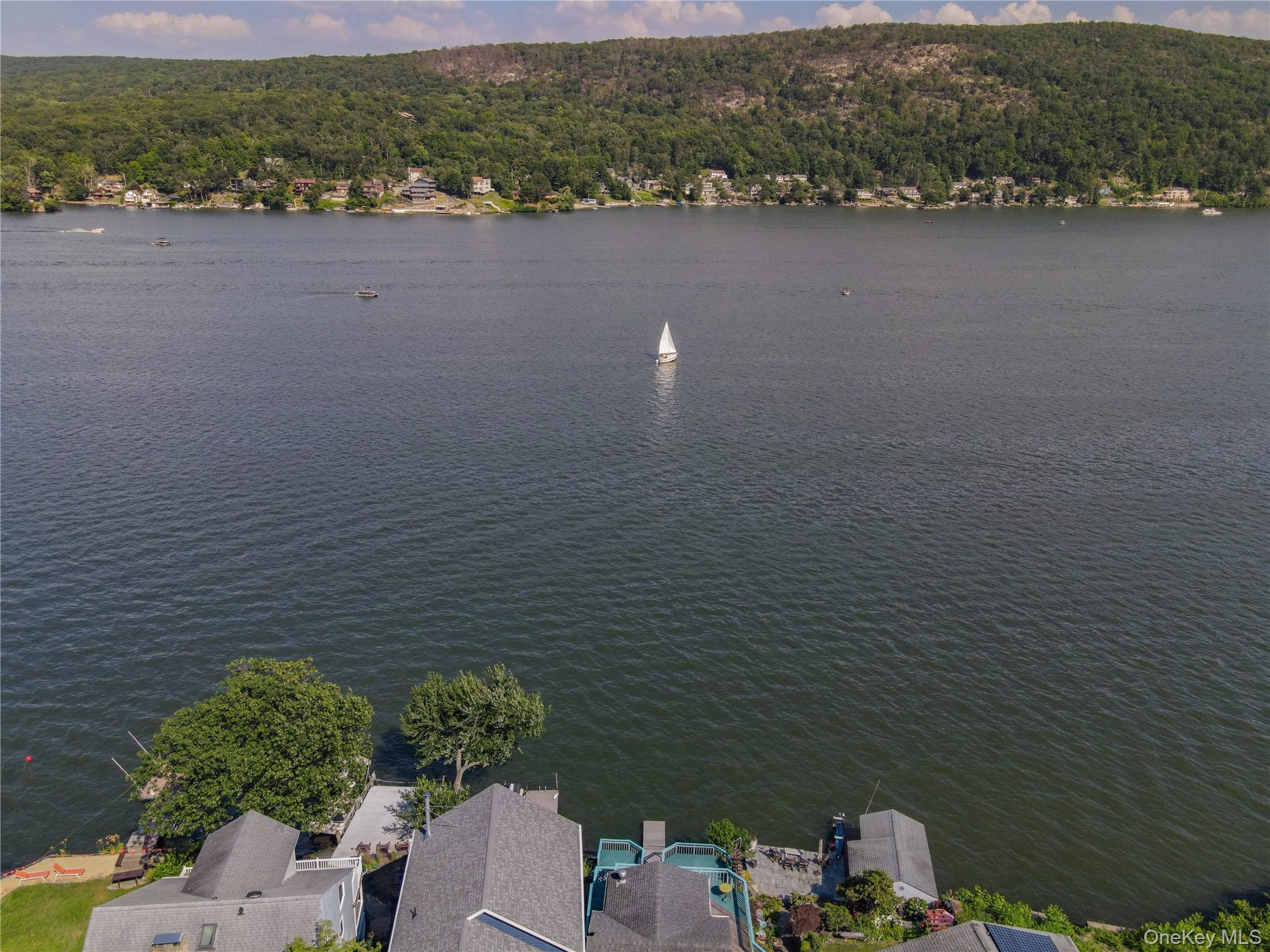 582 Jersey Avenue, Greenwood Lake, NY 10925