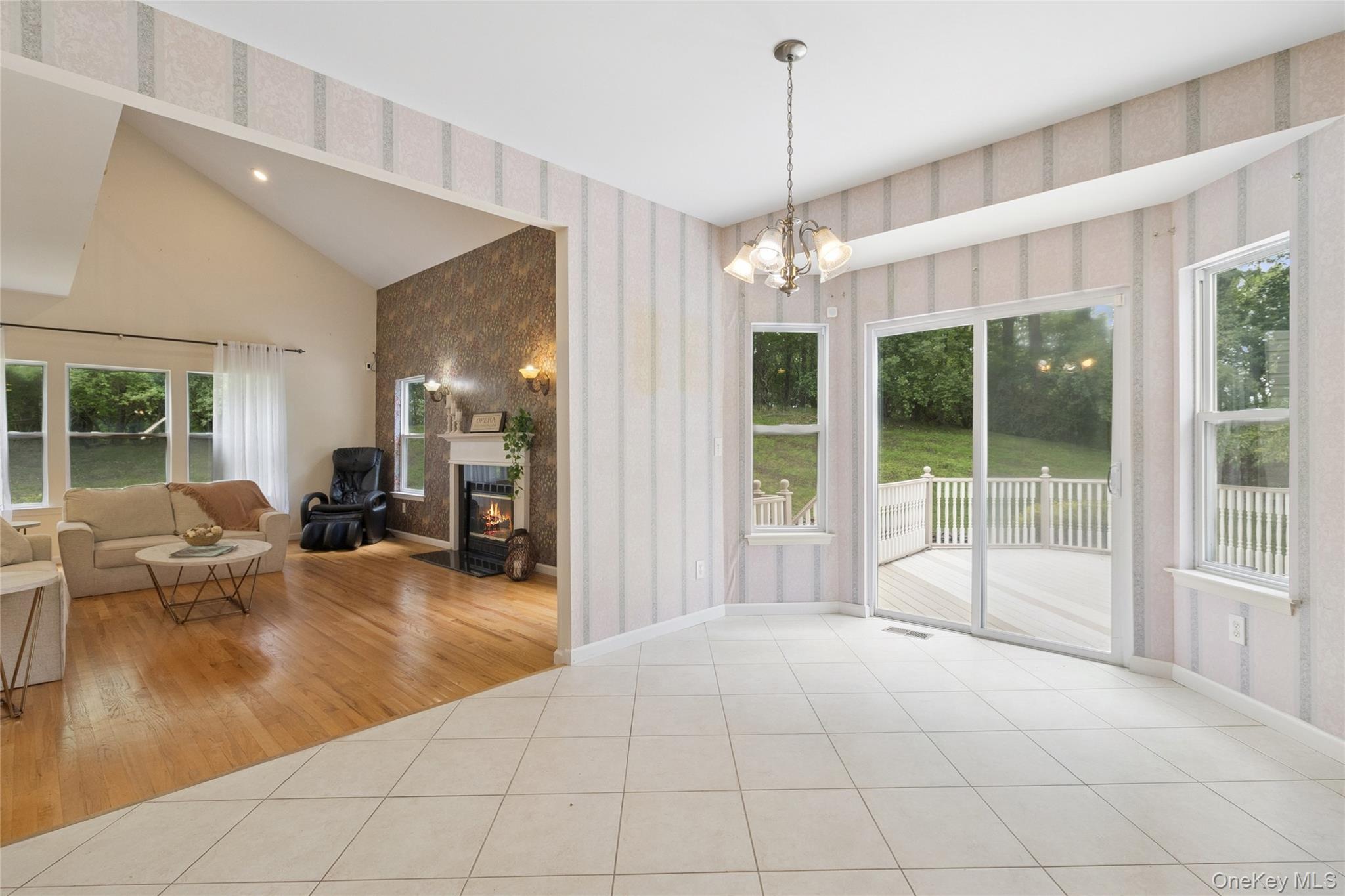 3 Heidi Lane, Mount Sinai, NY 11766