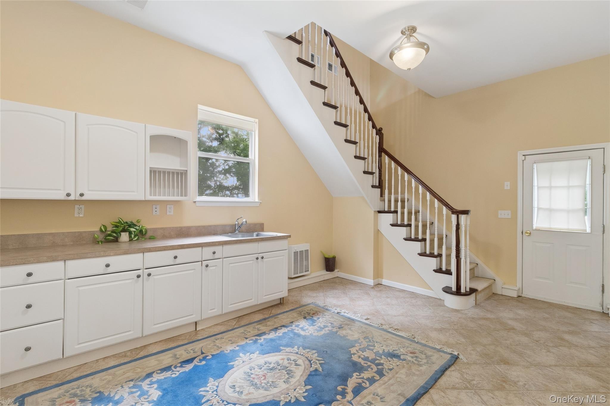 3 Heidi Lane, Mount Sinai, NY 11766