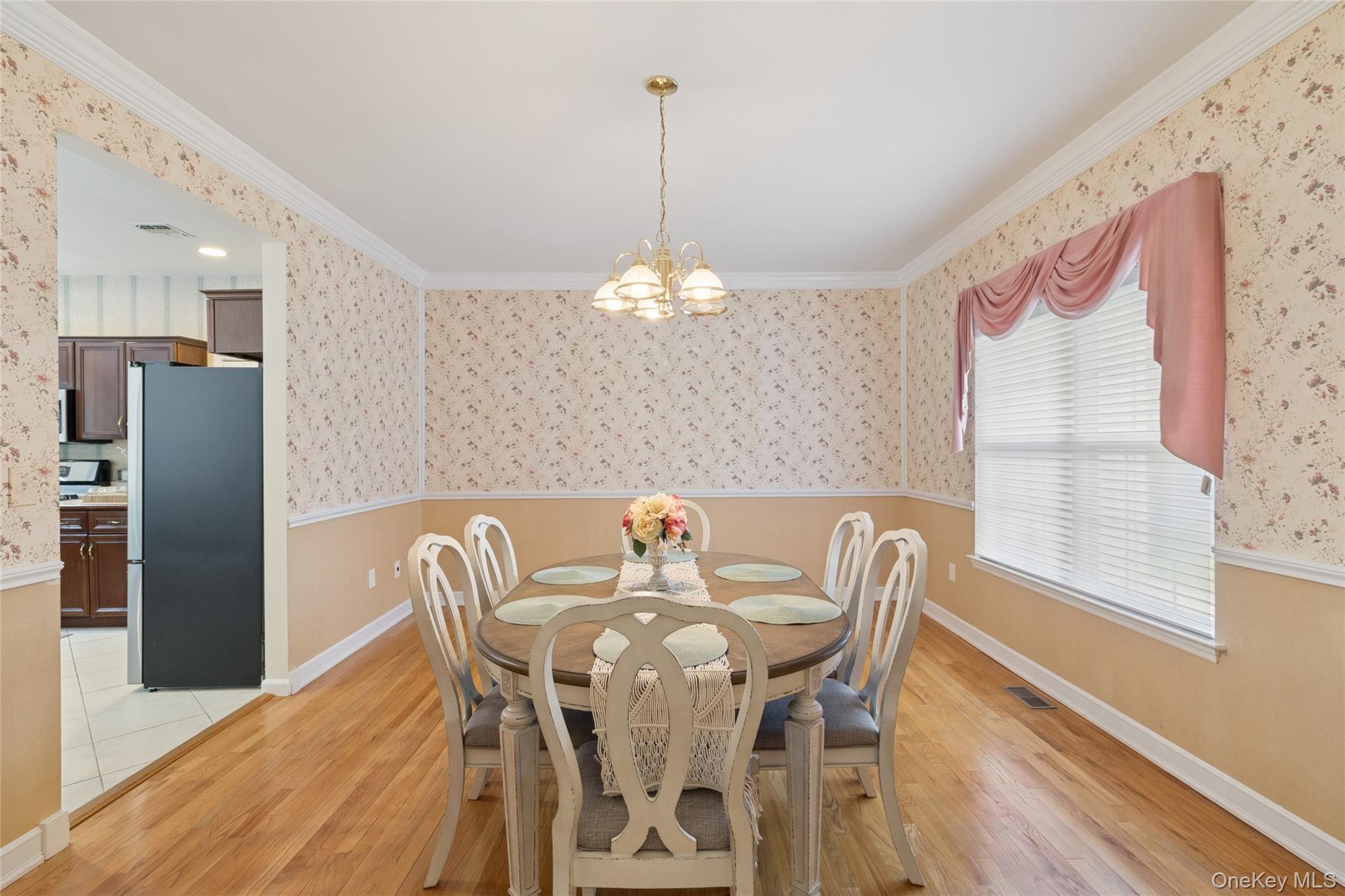 3 Heidi Lane, Mount Sinai, NY 11766