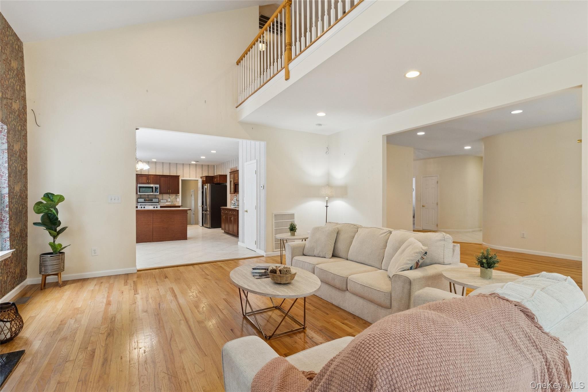 3 Heidi Lane, Mount Sinai, NY 11766