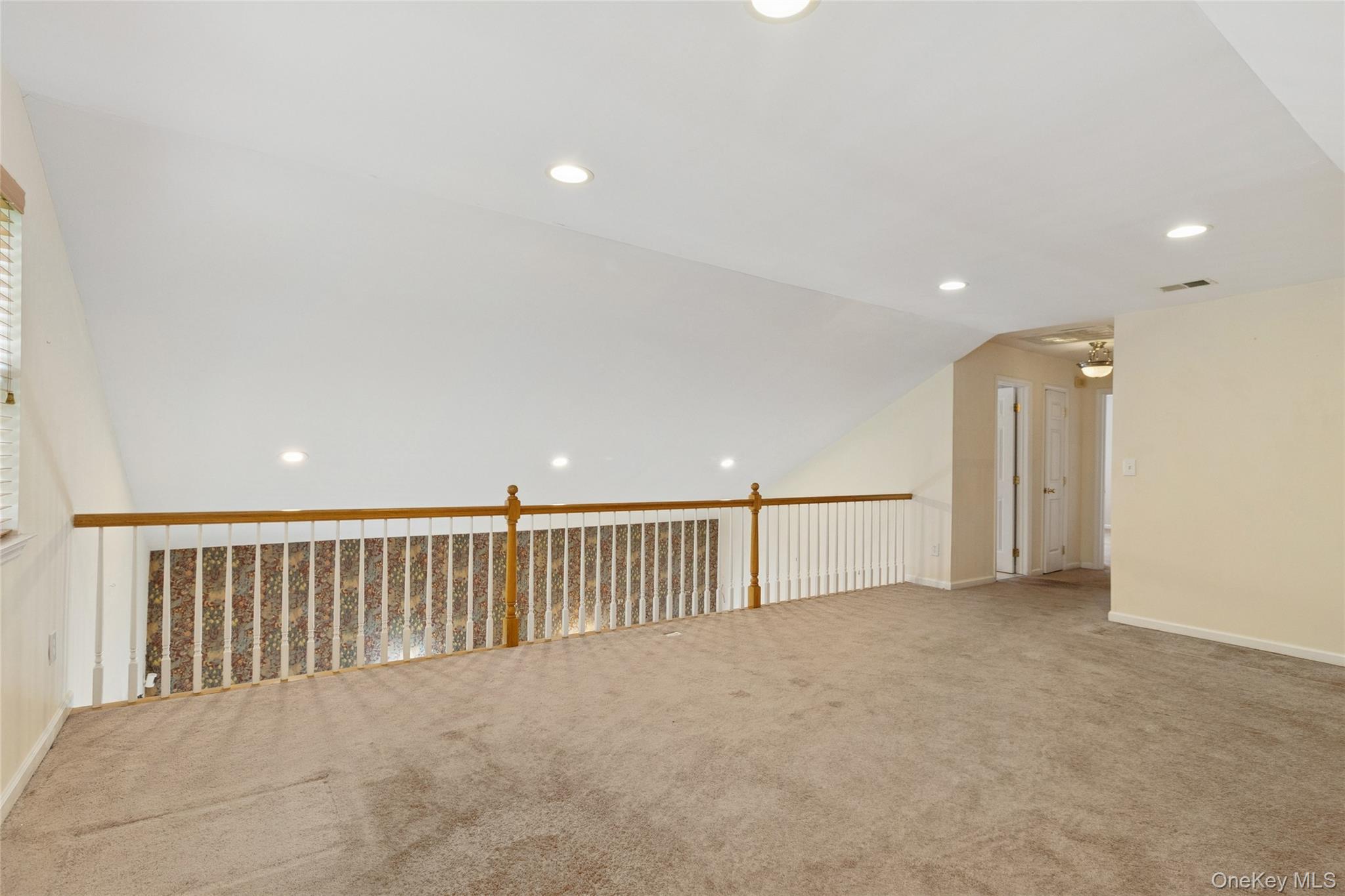 3 Heidi Lane, Mount Sinai, NY 11766