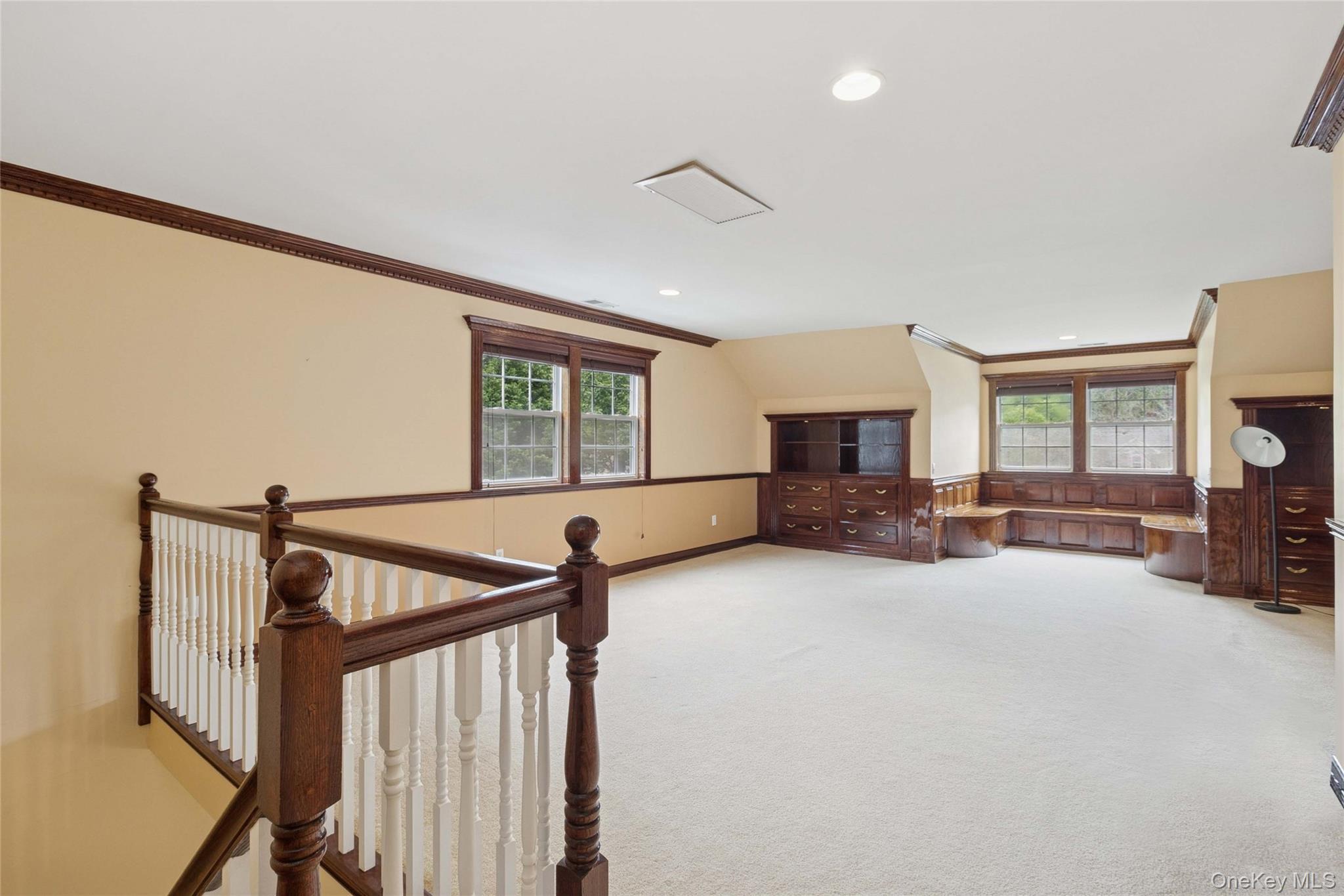 3 Heidi Lane, Mount Sinai, NY 11766