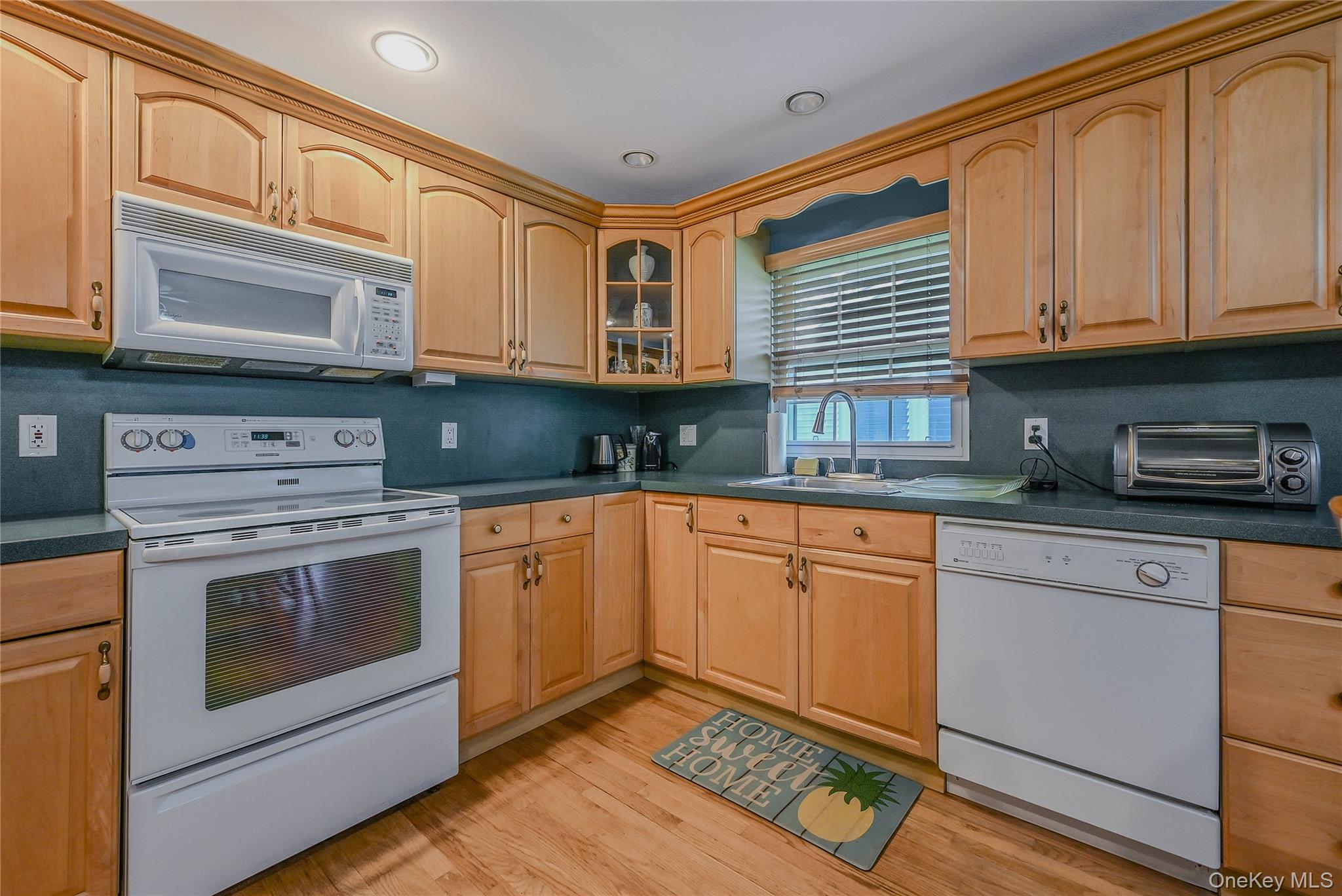 151 Laurance Lane, Ridge, NY 11961