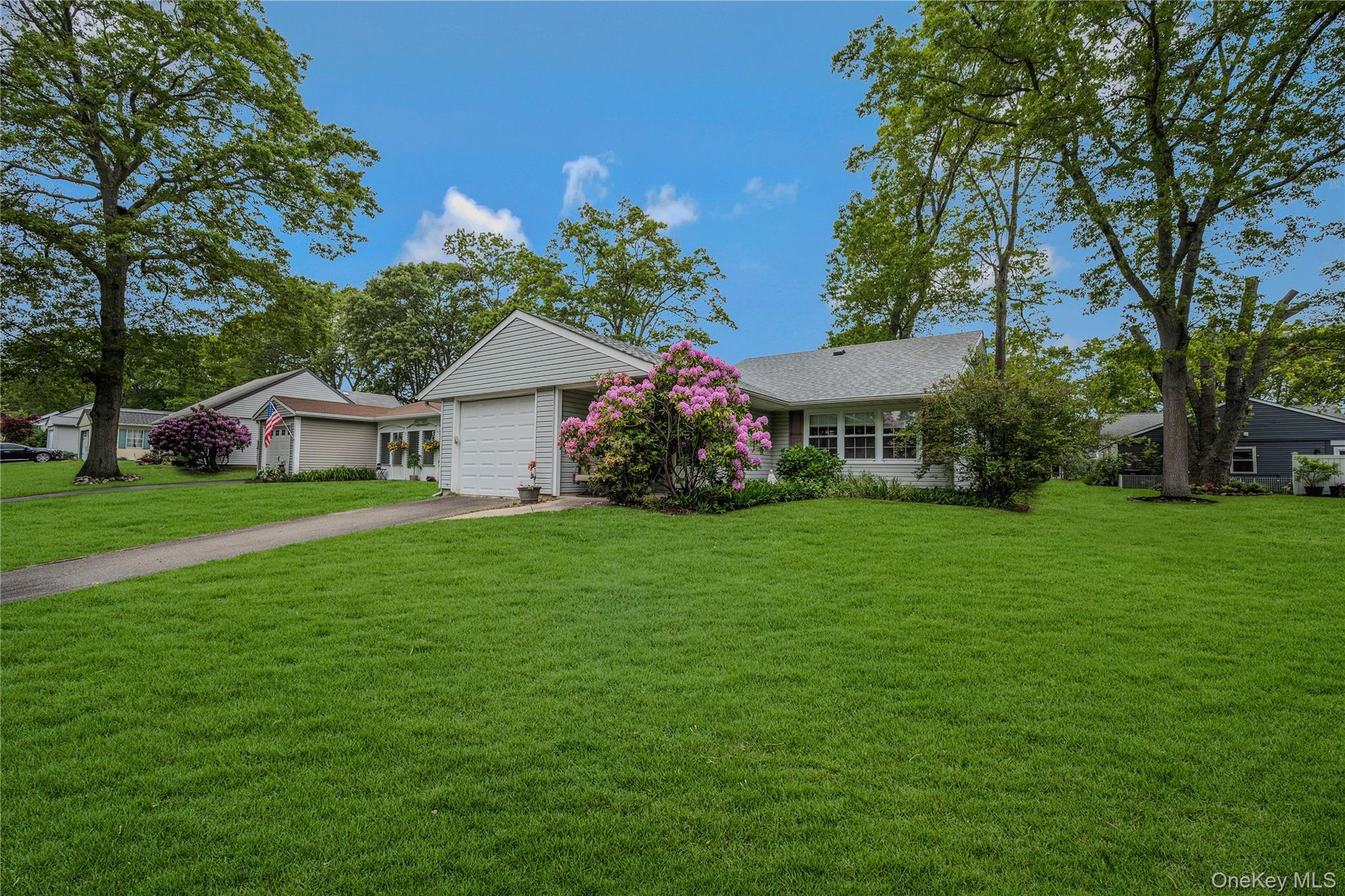 151 Laurance Lane, Ridge, NY 11961