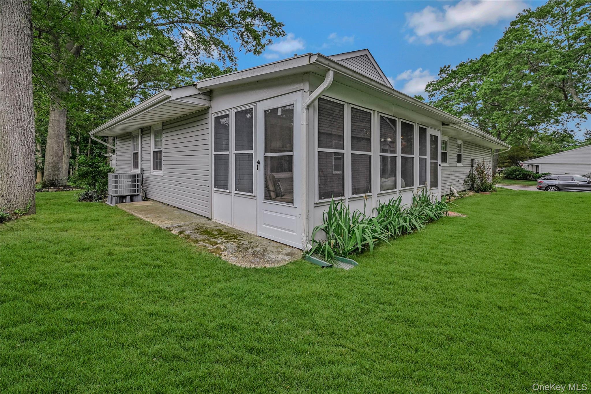 151 Laurance Lane, Ridge, NY 11961