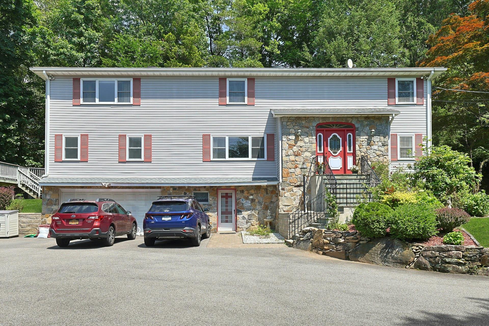 49 Nanny Hagen Road, Thornwood, NY 10594