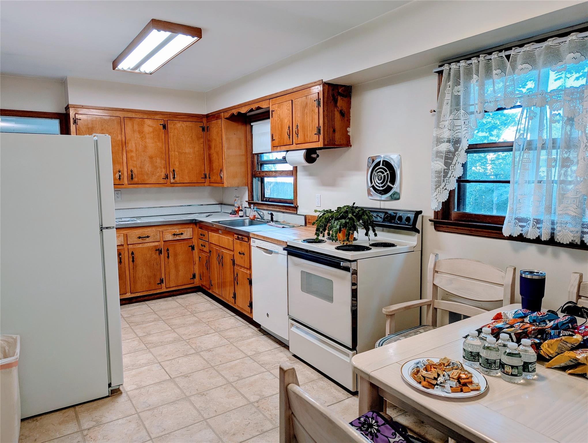 232 7th Street, Saint James, NY 11780