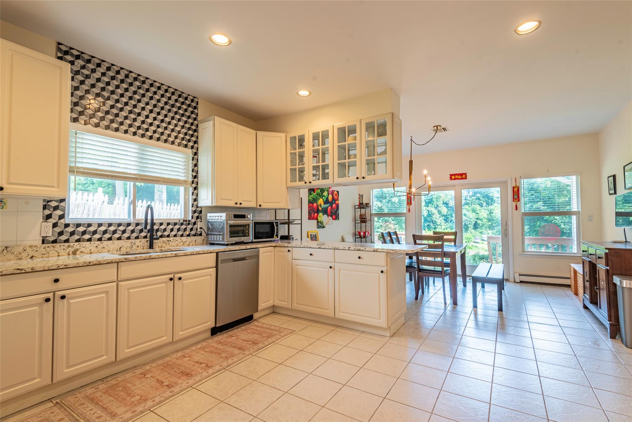 53 Vista Hill Road, Great Neck, NY 11021