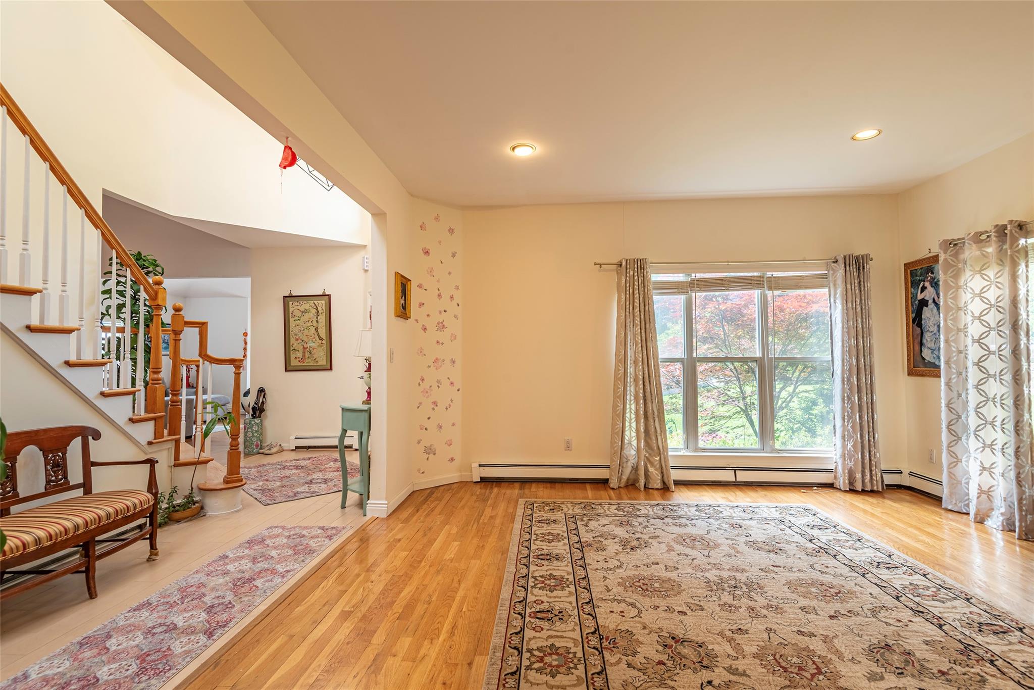 53 Vista Hill Road, Great Neck, NY 11021