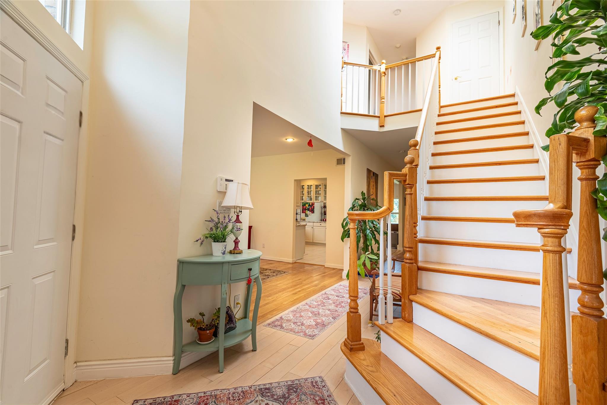 53 Vista Hill Road, Great Neck, NY 11021