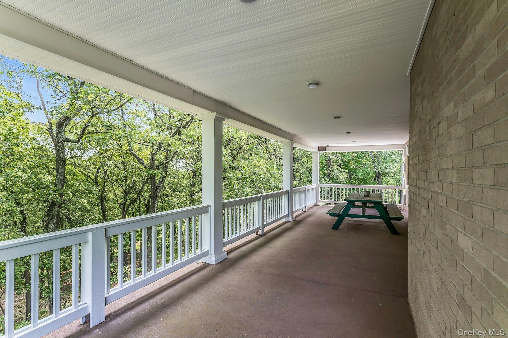 12 Orient Avenue, Northport, NY 11768