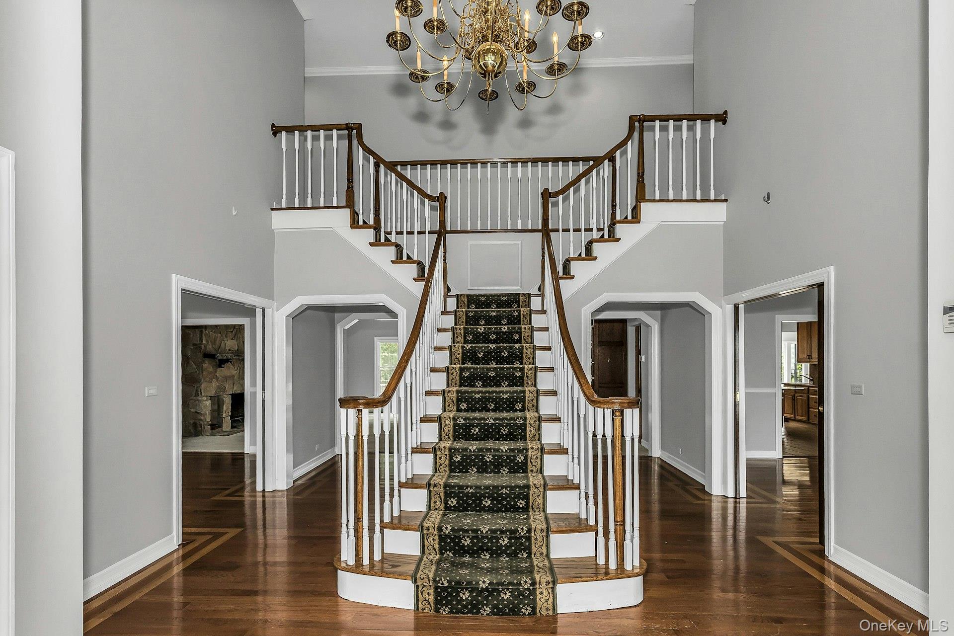 12 Orient Avenue, Northport, NY 11768