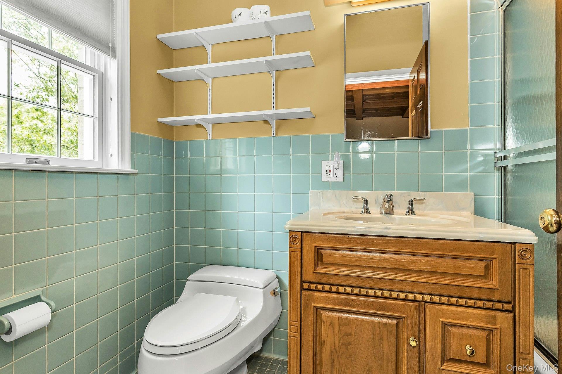 12 Orient Avenue, Northport, NY 11768