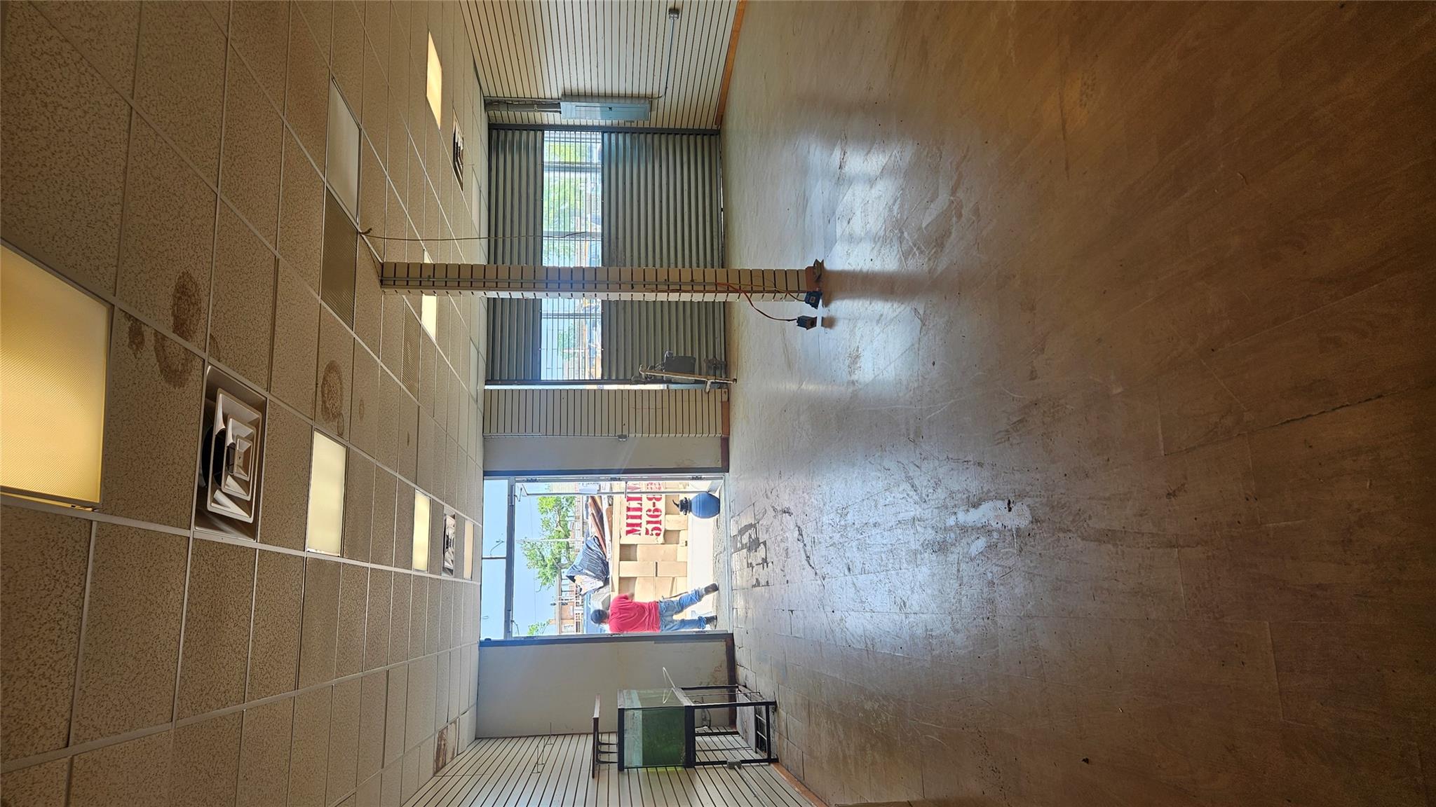 38-40 Newton Blvd, Freeport, NY 11520