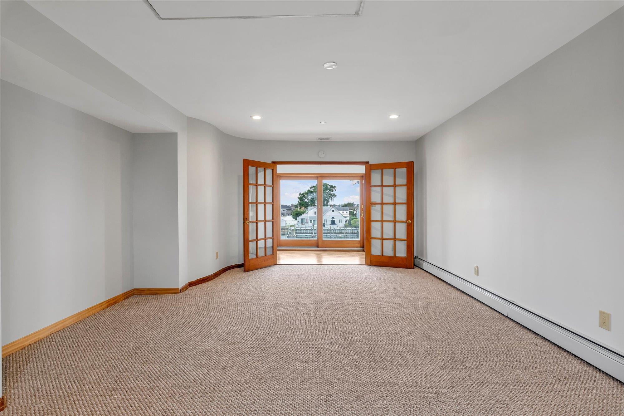 744 S Long Beach Avenue, Freeport, NY 11520