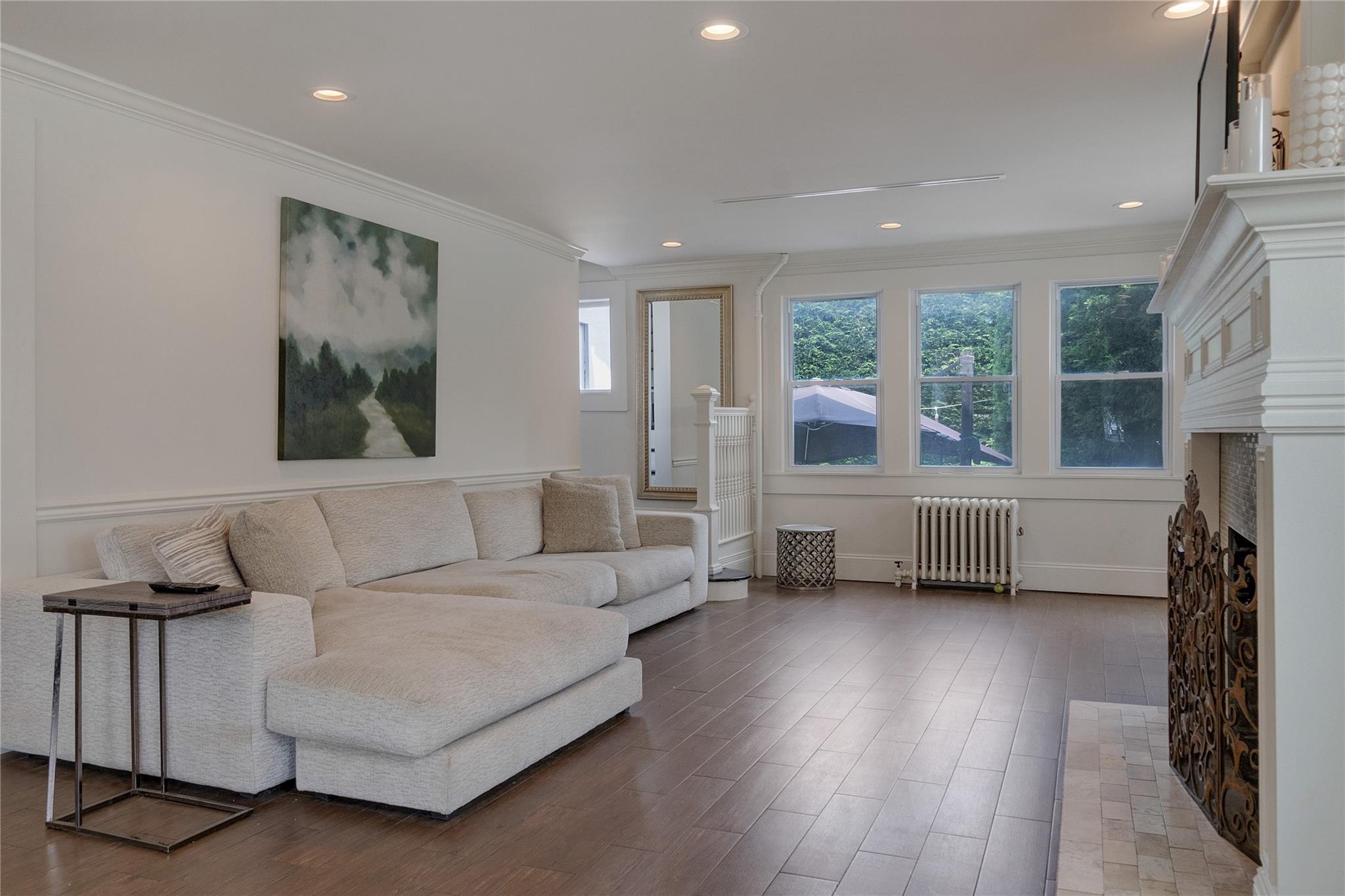 334 Beach 146th Street, Belle Harbor, NY 11694