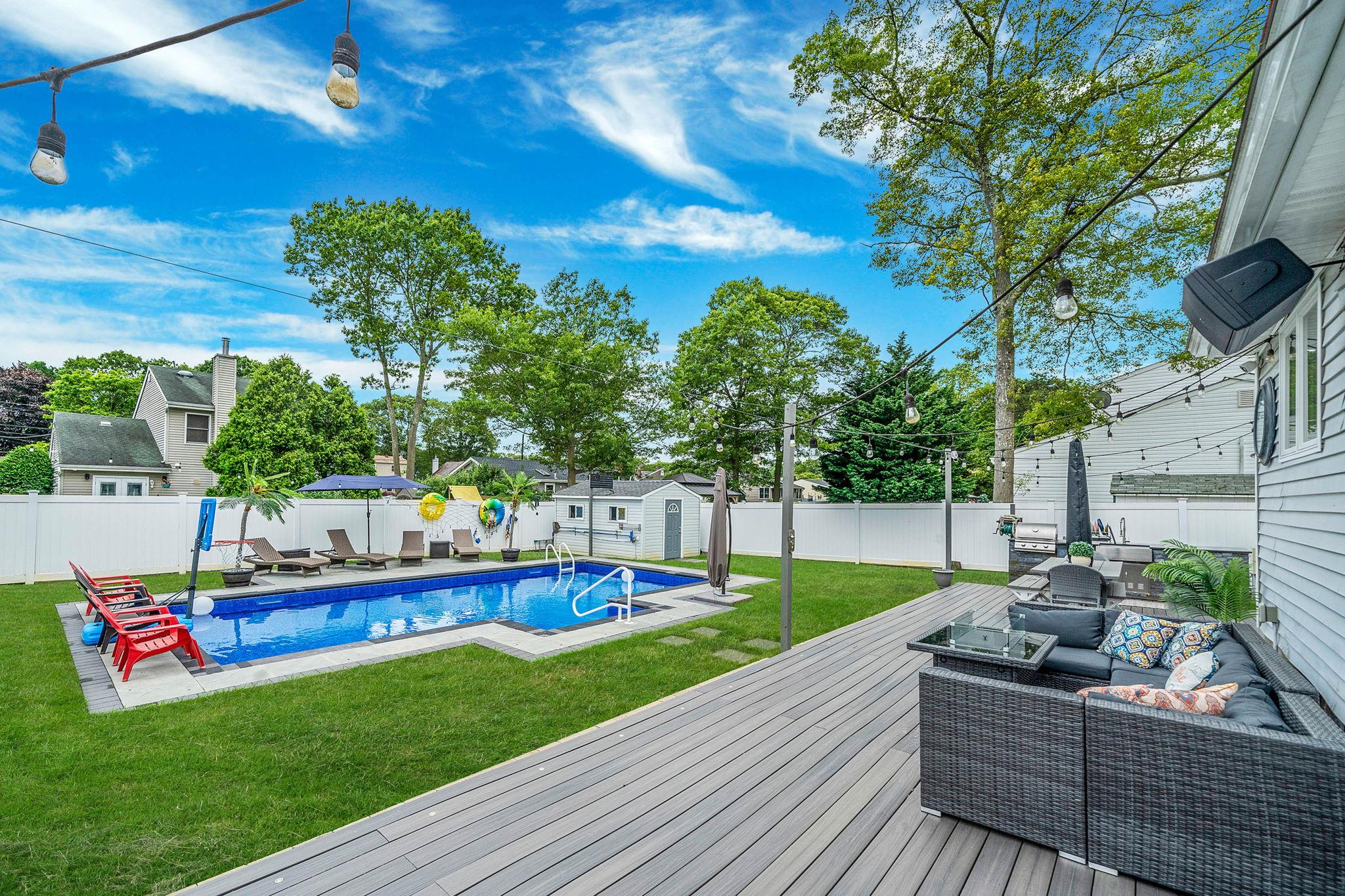 80 Breston Drive E, Shirley, NY 11967