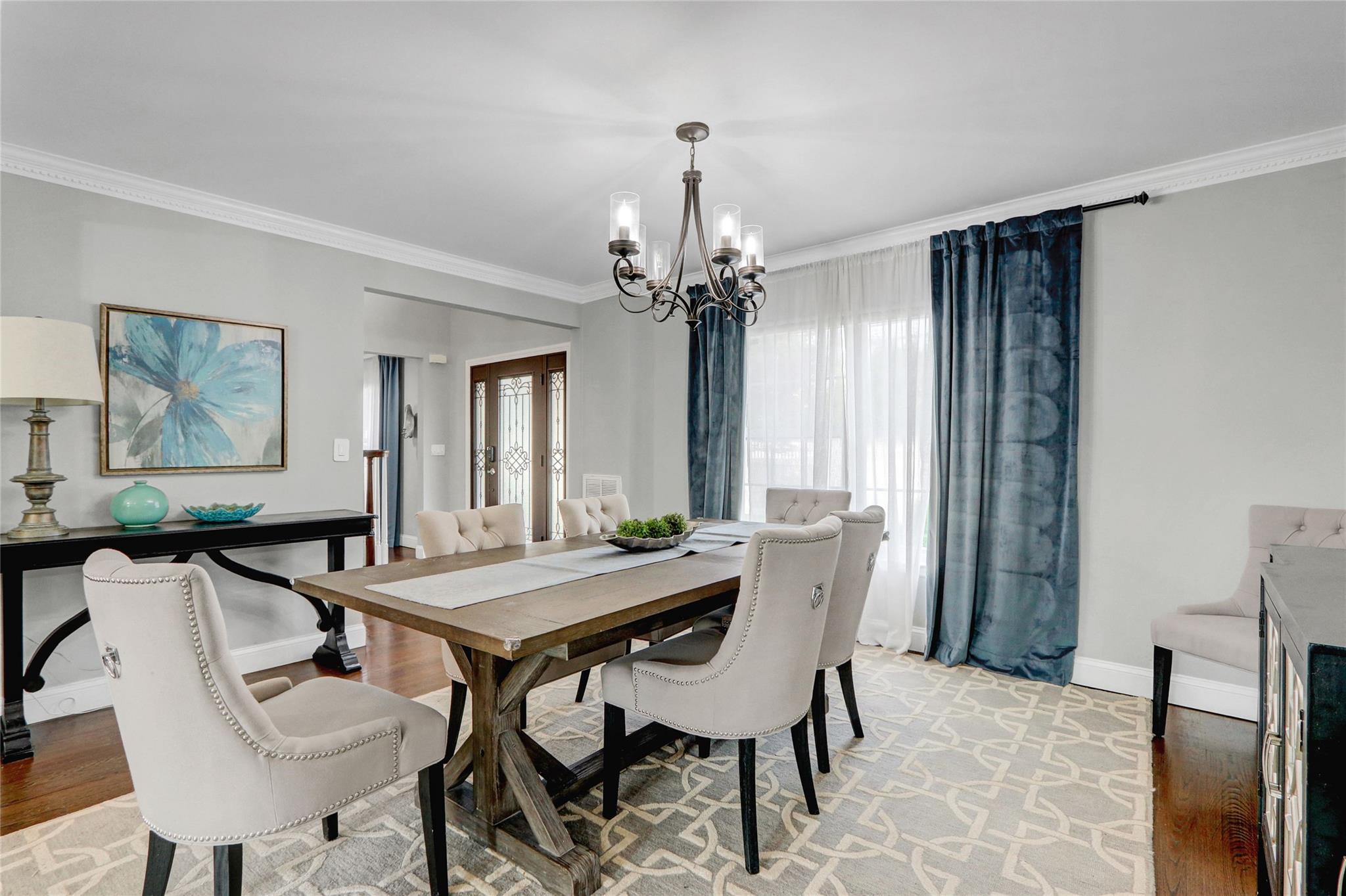 2441 New York Avenue, Melville, NY 11747