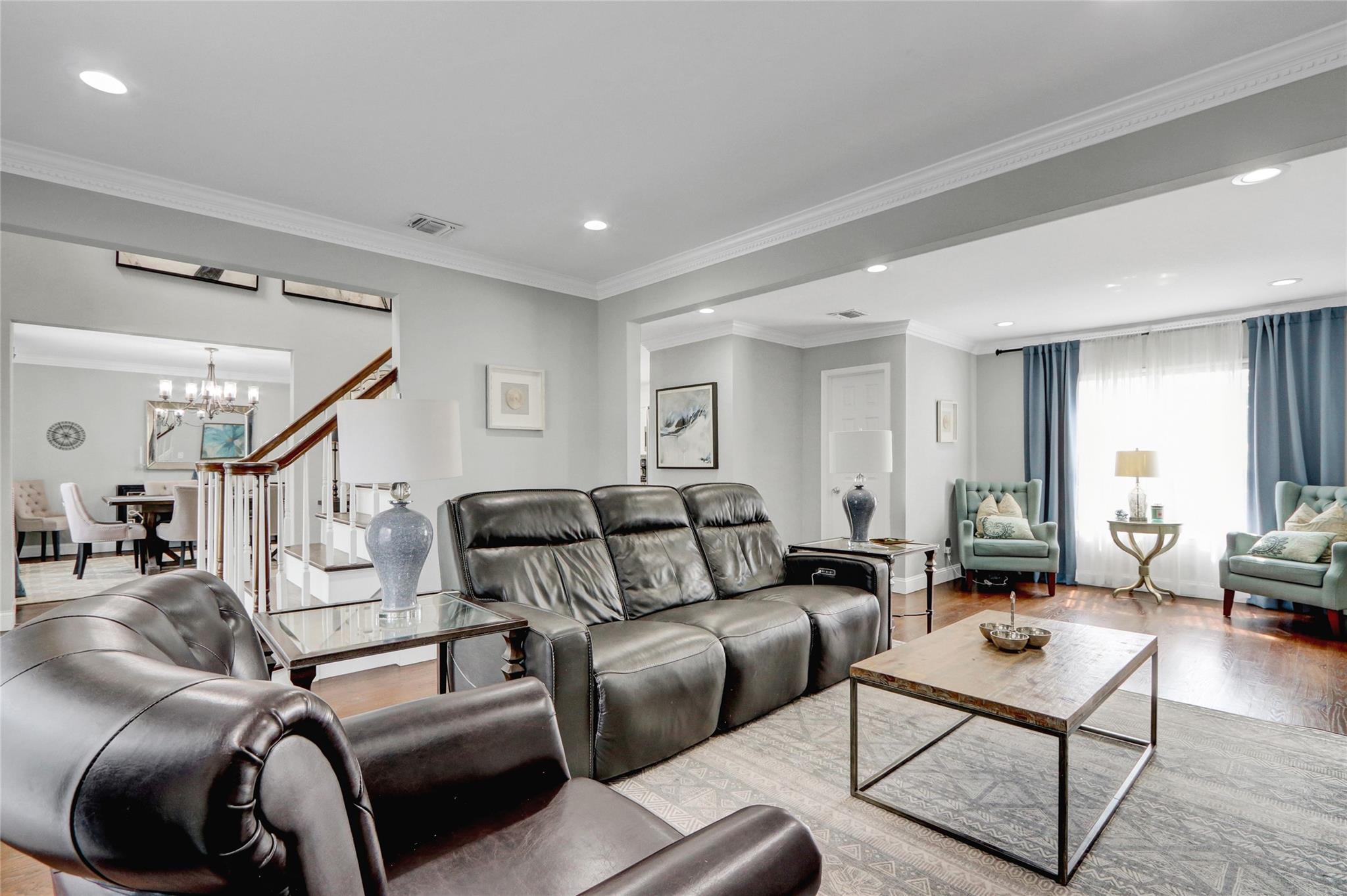 2441 New York Avenue, Melville, NY 11747