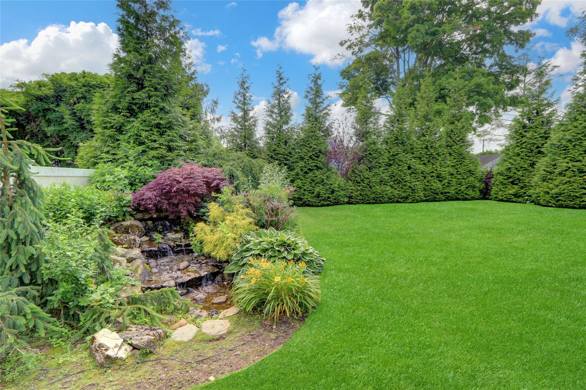 2441 New York Avenue, Melville, NY 11747