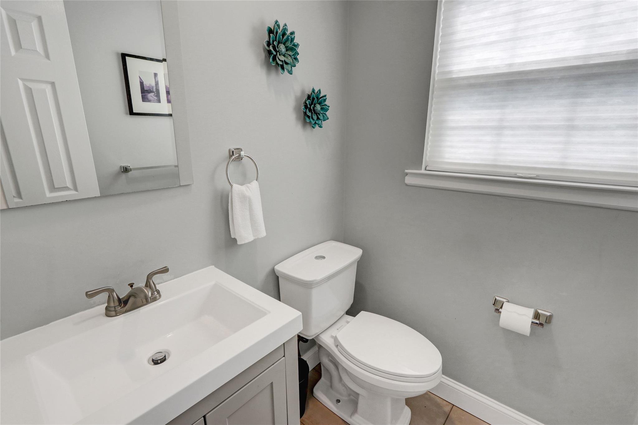 2441 New York Avenue, Melville, NY 11747