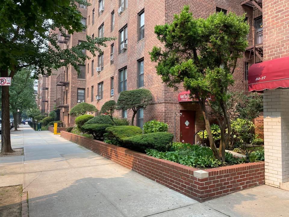 33-47 91st Street # 5A, Jackson Heights, NY 11372