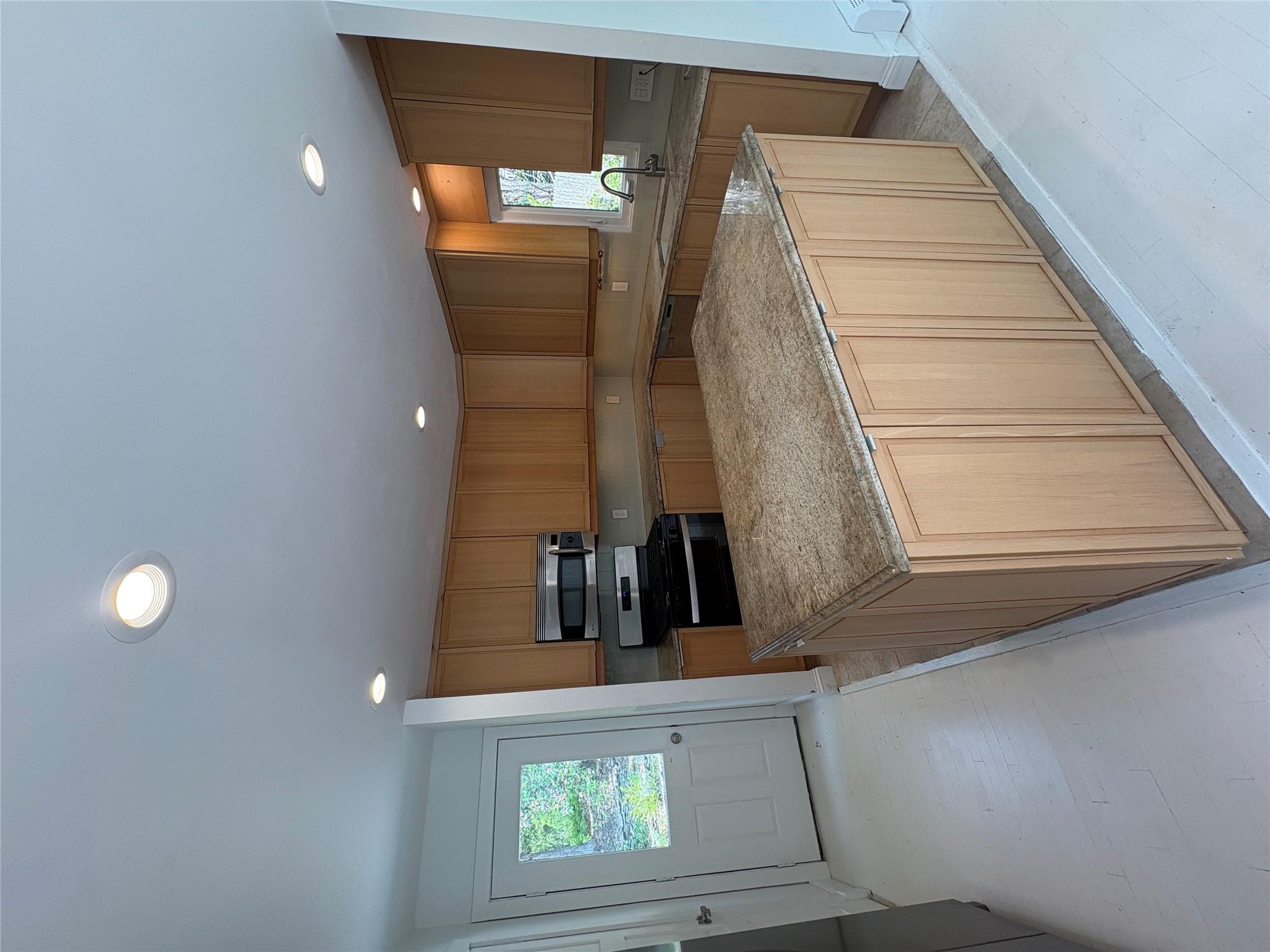 165 Roses Grove Road, Water Mill, NY 11976