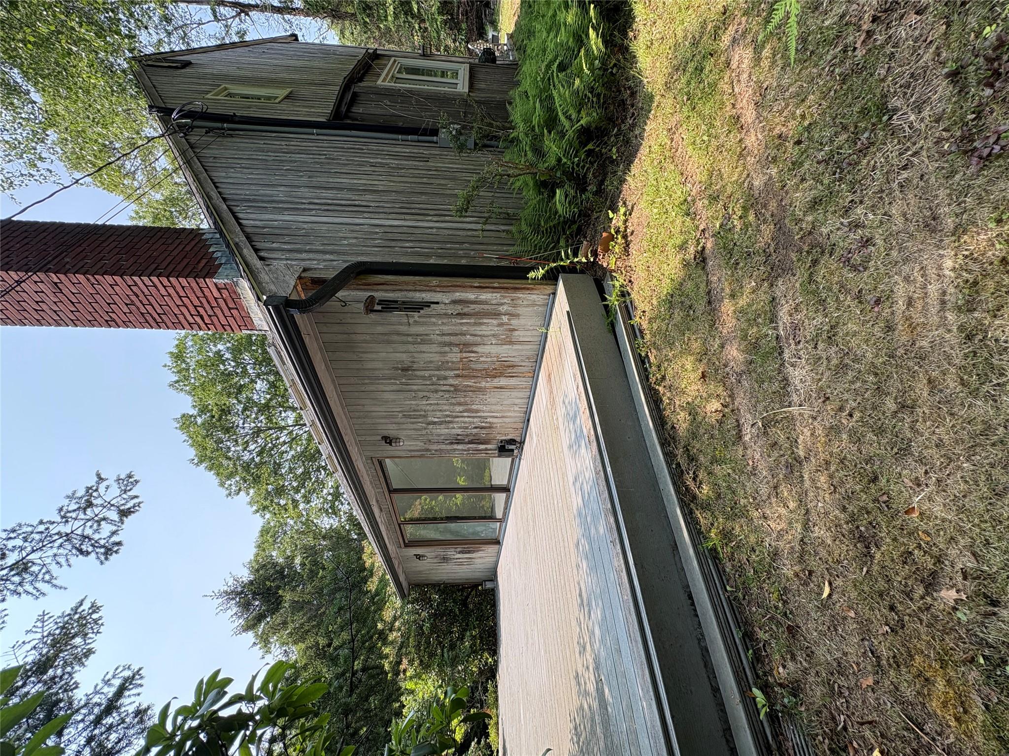 165 Roses Grove Road, Water Mill, NY 11976